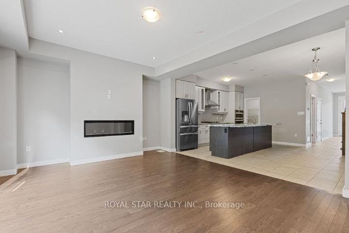 Photo 13 of 916 Robert Ferrie Drive, Kitchener, Doon South — HOMEH