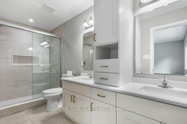 Photo 18 of 916 Robert Ferrie Drive, Kitchener, Doon South — HOMEH