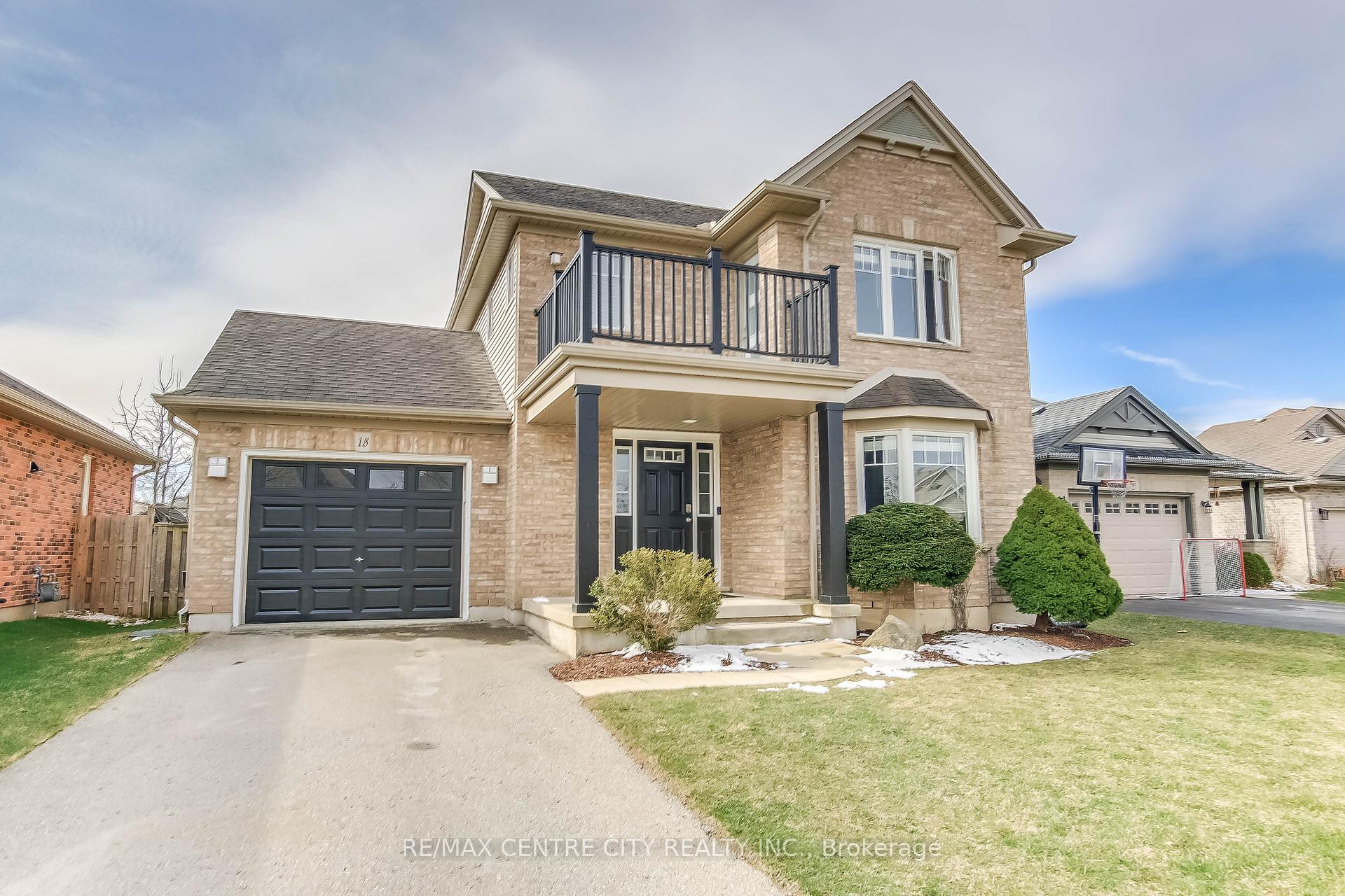 Photo 1 of 18 Circlewood Drive, St. Thomas — HOMEH
