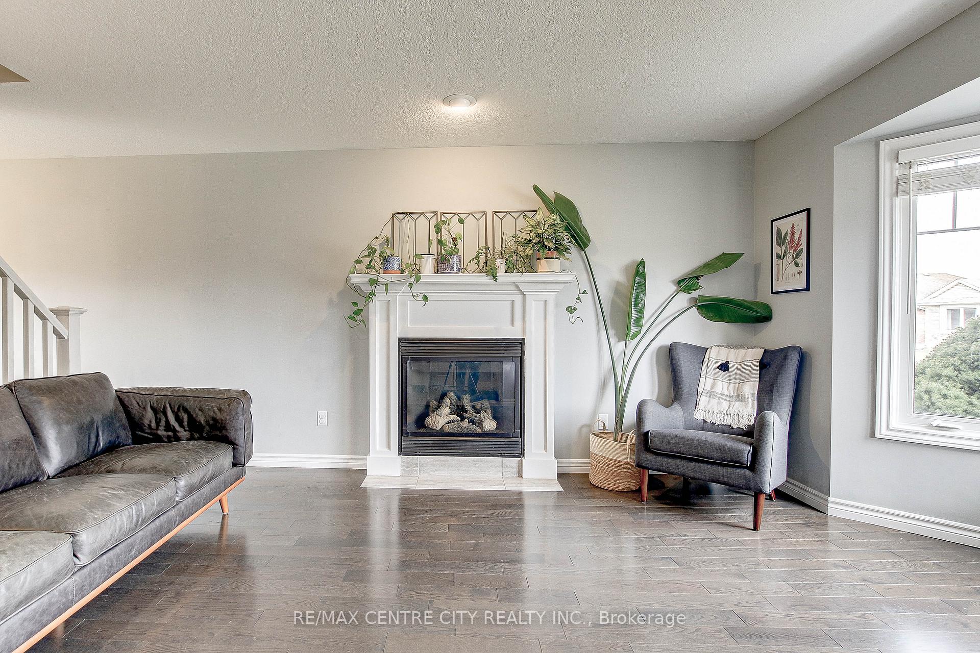 Photo 13 of 18 Circlewood Drive, St. Thomas — HOMEH