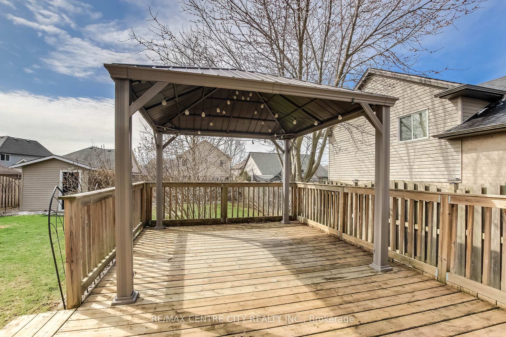 Photo 32 of 18 Circlewood Drive, St. Thomas — HOMEH