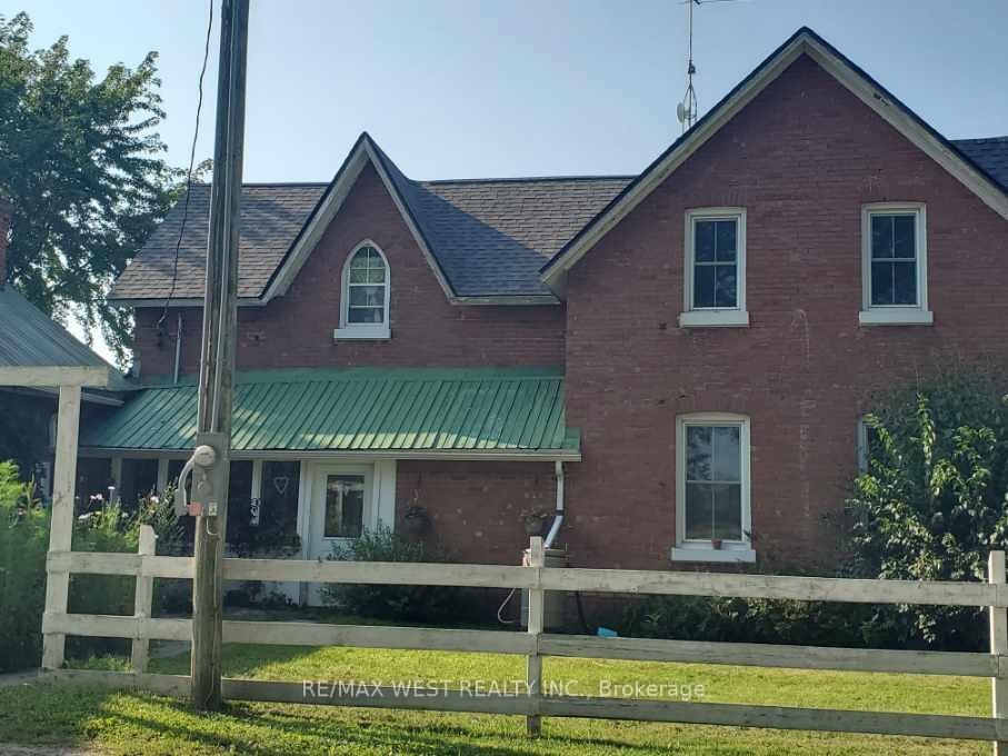 Photo 3 of 1940 Crossland Road, Springwater, Phelpston — HOMEH