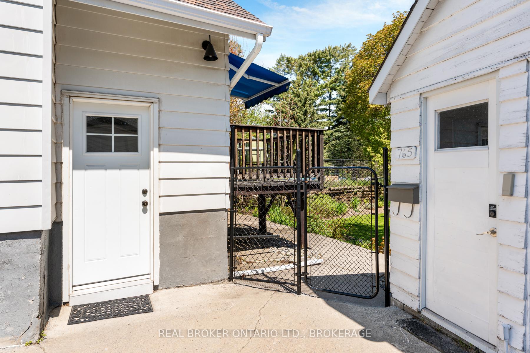 Photo 30 of 765 Alfred Crescent, Kingston, East of Sir John A. Blvd — HOMEH