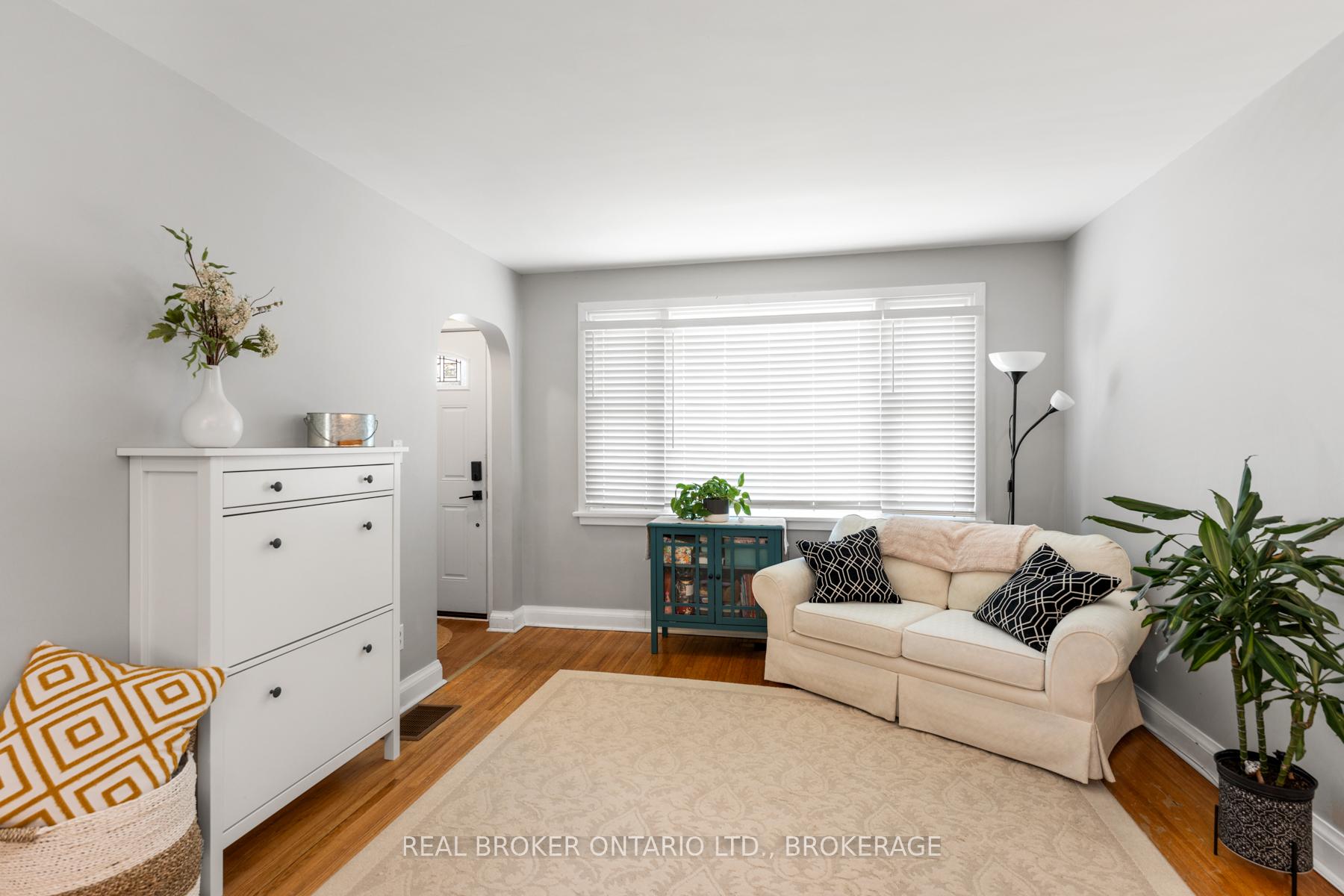Photo 28 of 765 Alfred Crescent, Kingston, East of Sir John A. Blvd — HOMEH