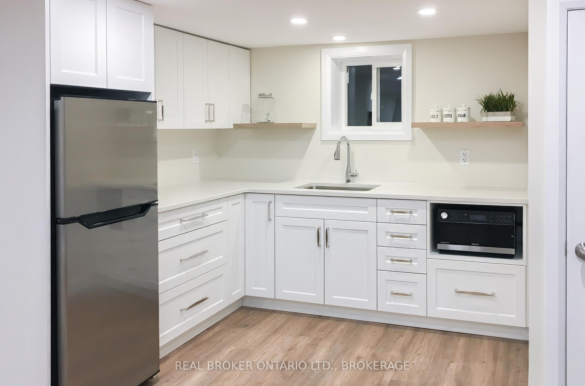 Photo 13 of 765 Alfred Crescent, Kingston, East of Sir John A. Blvd — HOMEH