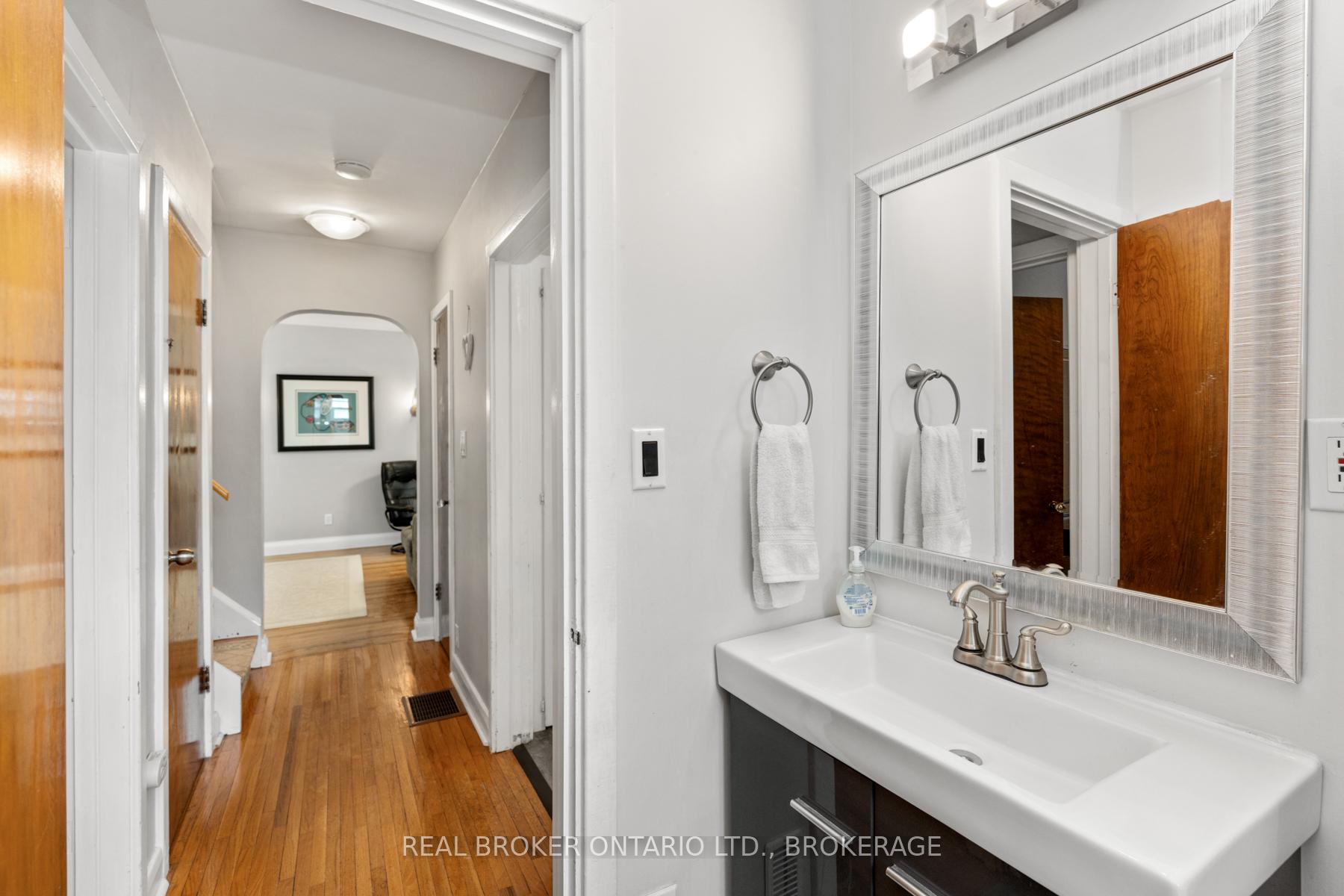 Photo 36 of 765 Alfred Crescent, Kingston, East of Sir John A. Blvd — HOMEH