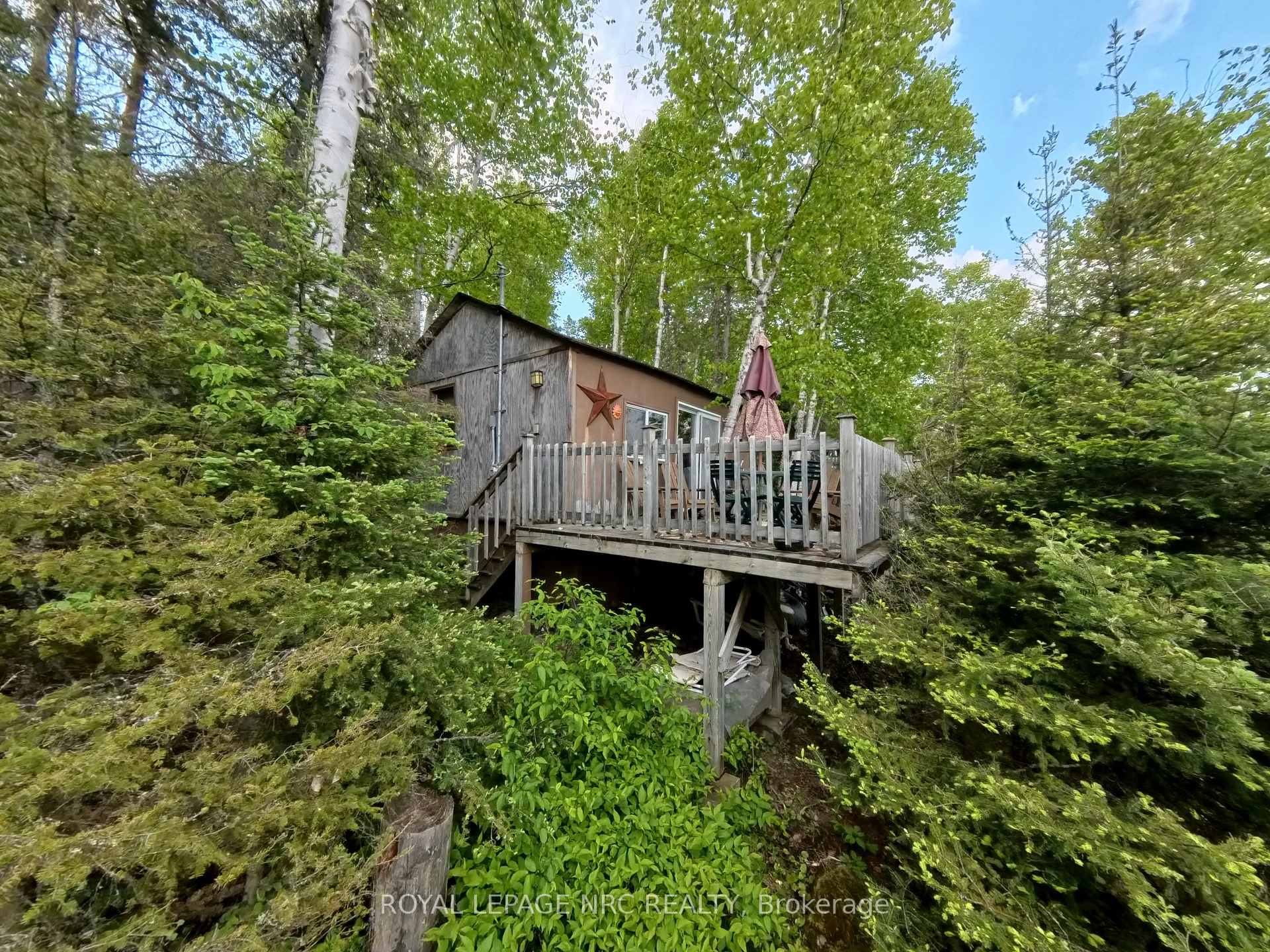 Photo 34 of 68 Lake Temagami 30 Island, Temagami — HOMEH