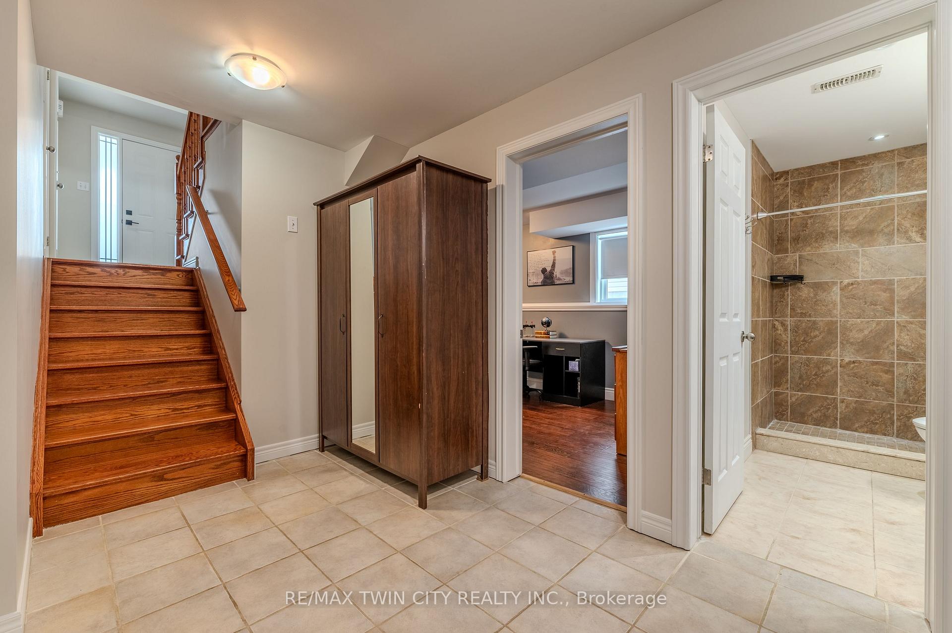 Photo 15 of 183 Mcguiness Drive, Brantford — HOMEH