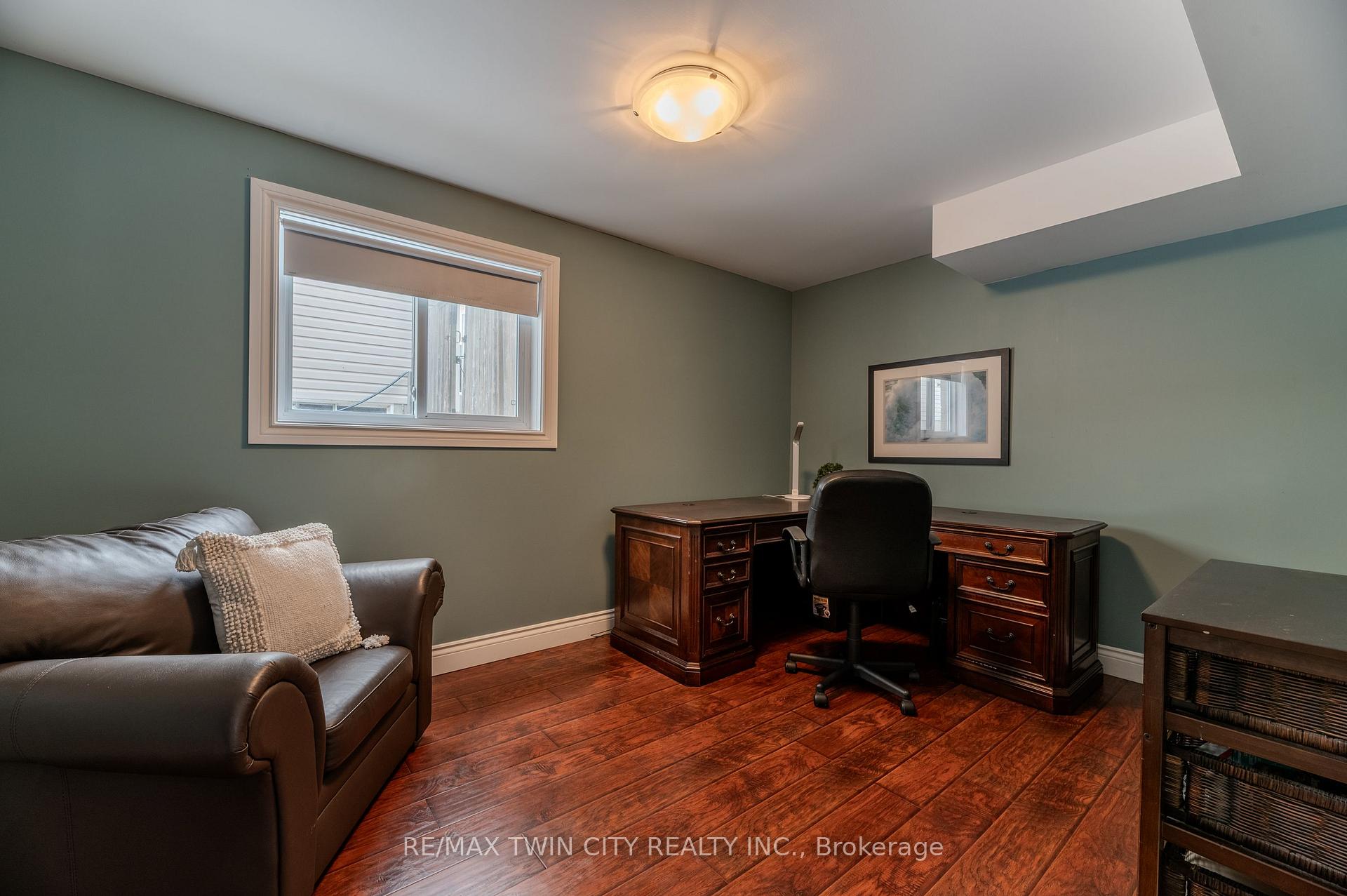 Photo 24 of 183 Mcguiness Drive, Brantford — HOMEH