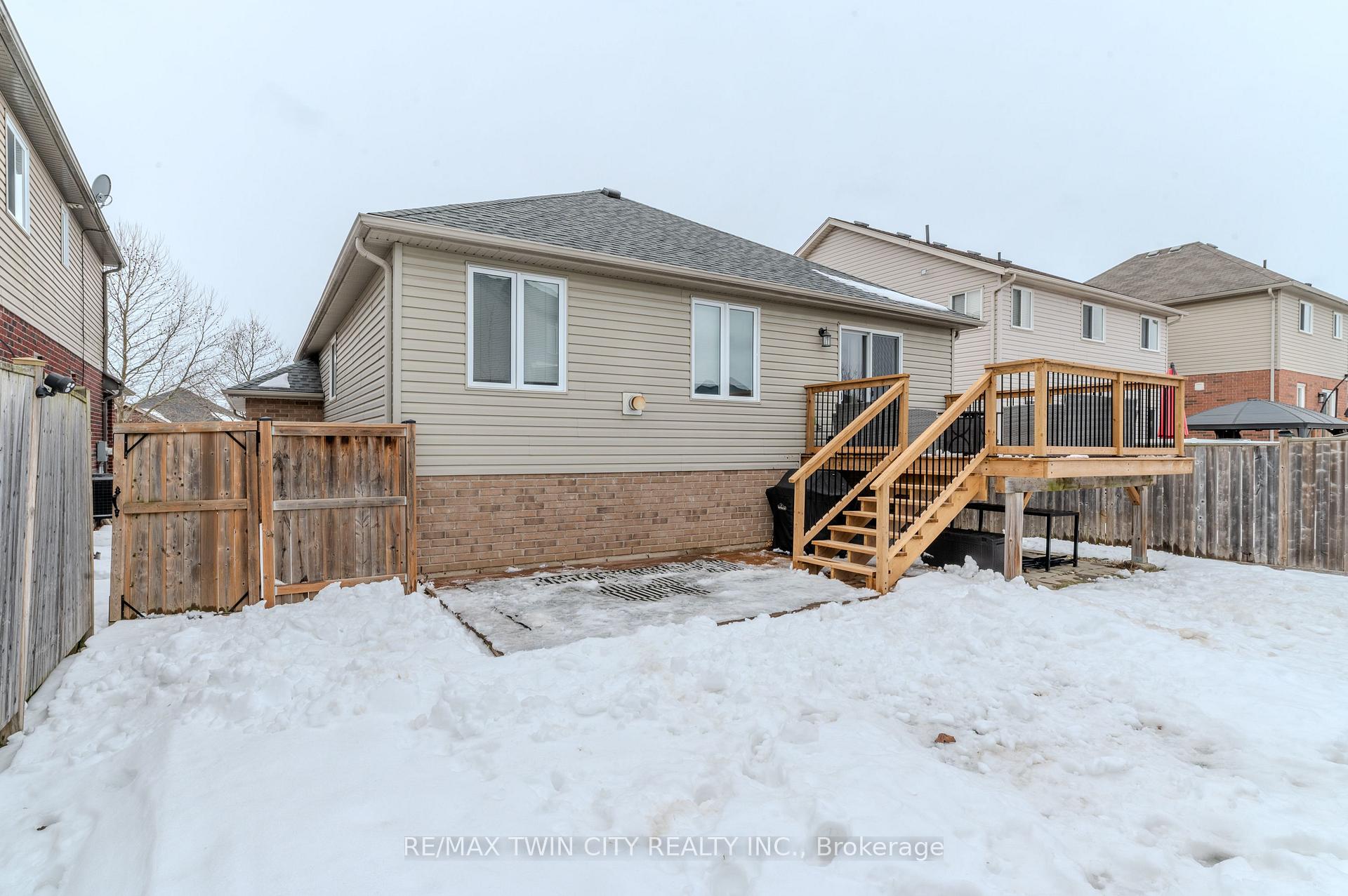 Photo 38 of 183 Mcguiness Drive, Brantford — HOMEH