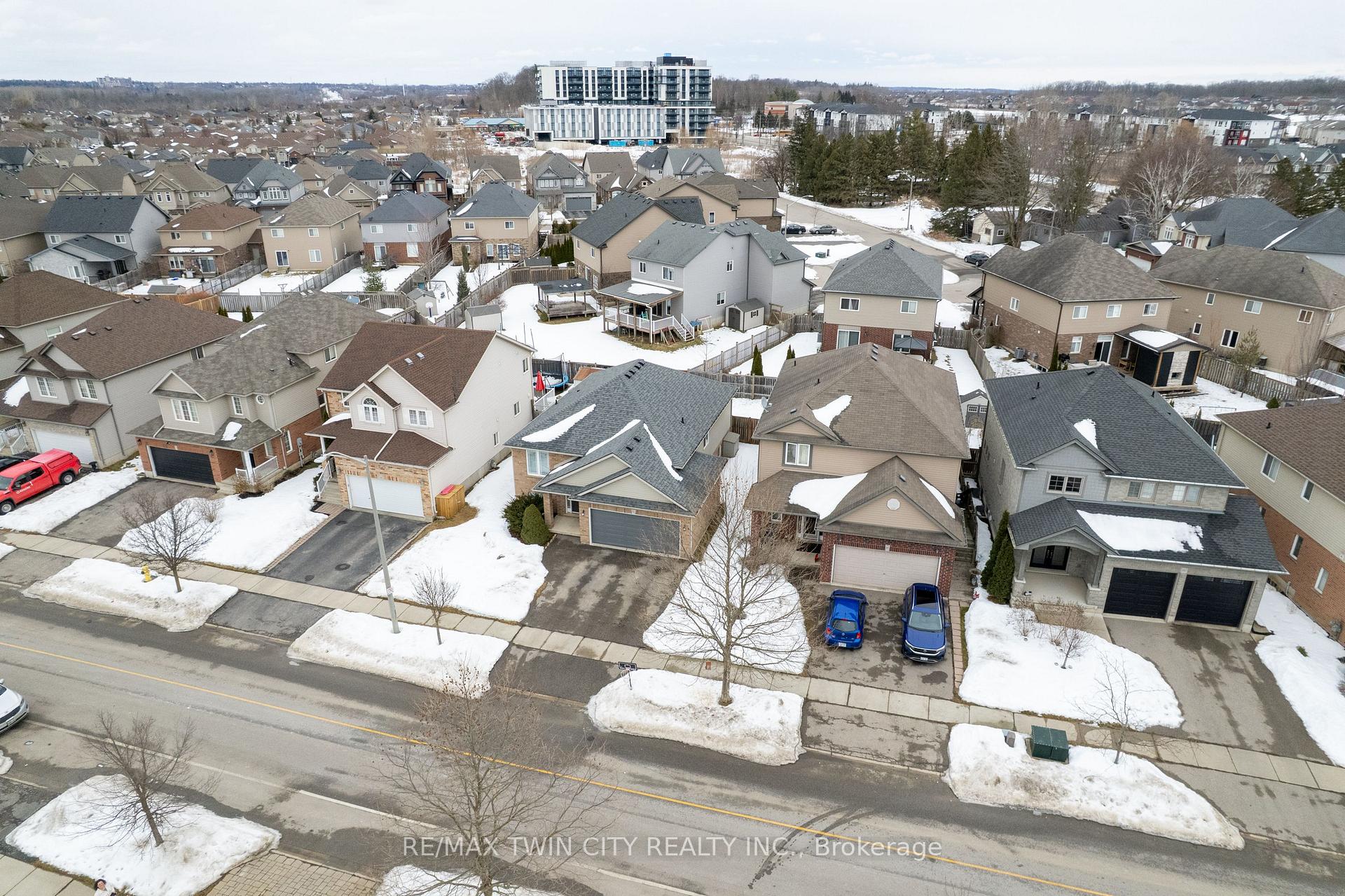 Photo 29 of 183 Mcguiness Drive, Brantford — HOMEH