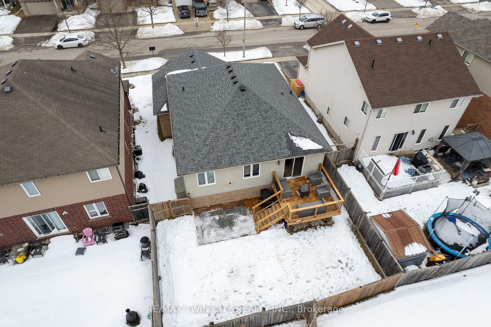 Photo 37 of 183 Mcguiness Drive, Brantford — HOMEH