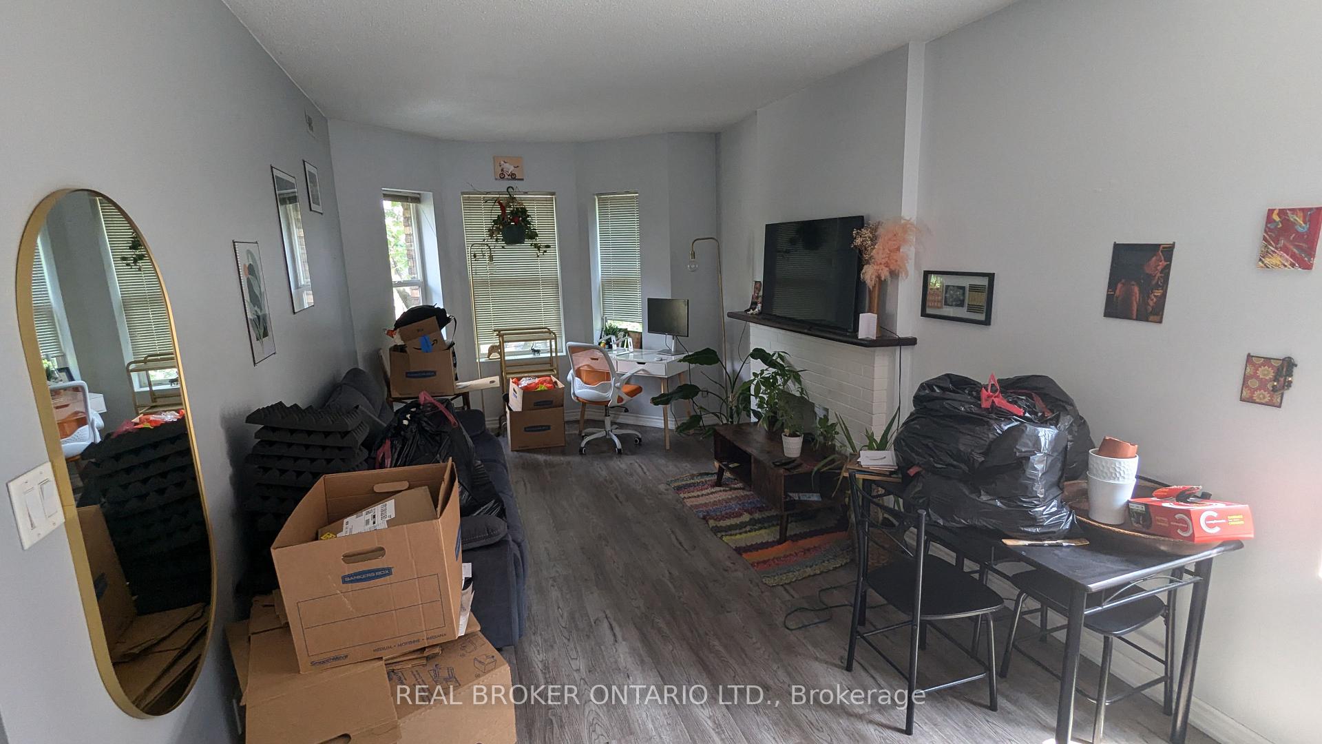 Photo 10 of Unit 302, 412 Jarvis Street, Toronto, Church-Yonge Corridor — HOMEH