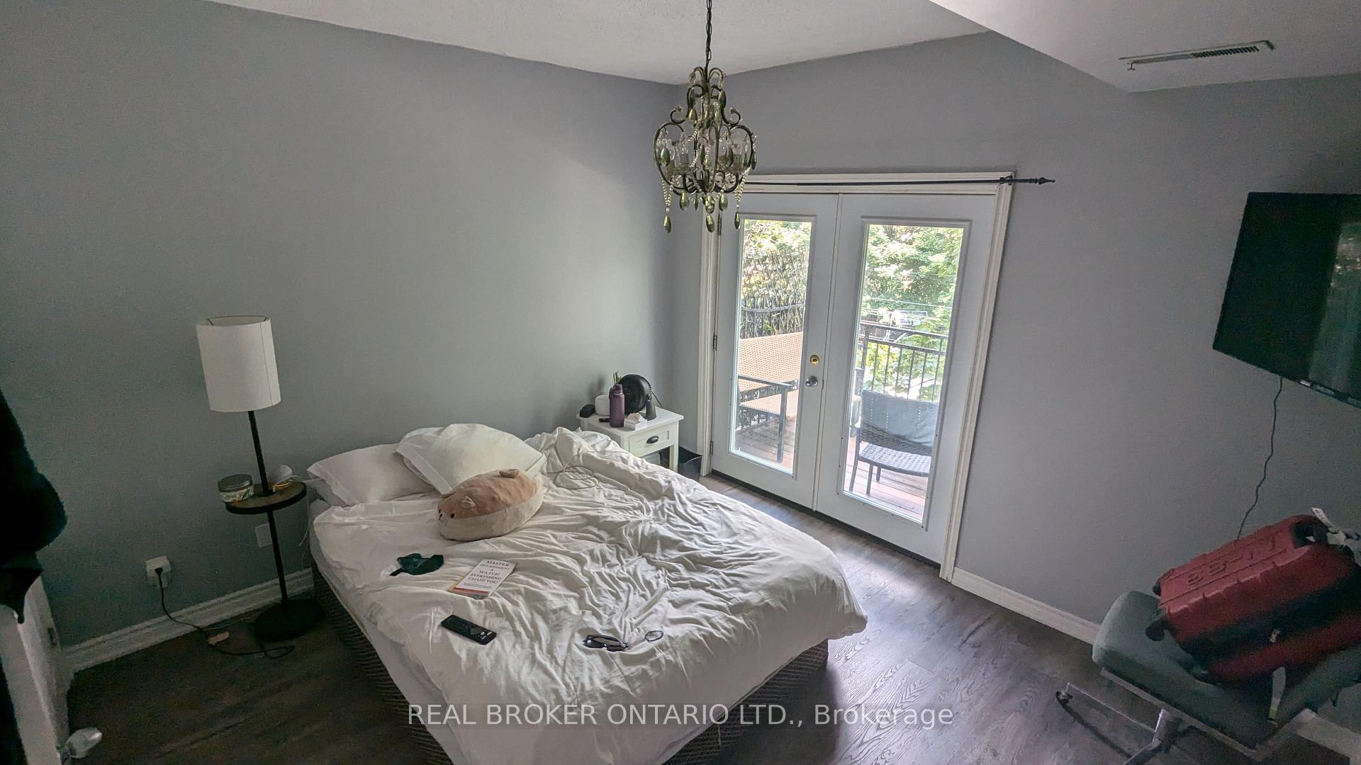Photo 15 of Unit 302, 412 Jarvis Street, Toronto, Church-Yonge Corridor — HOMEH