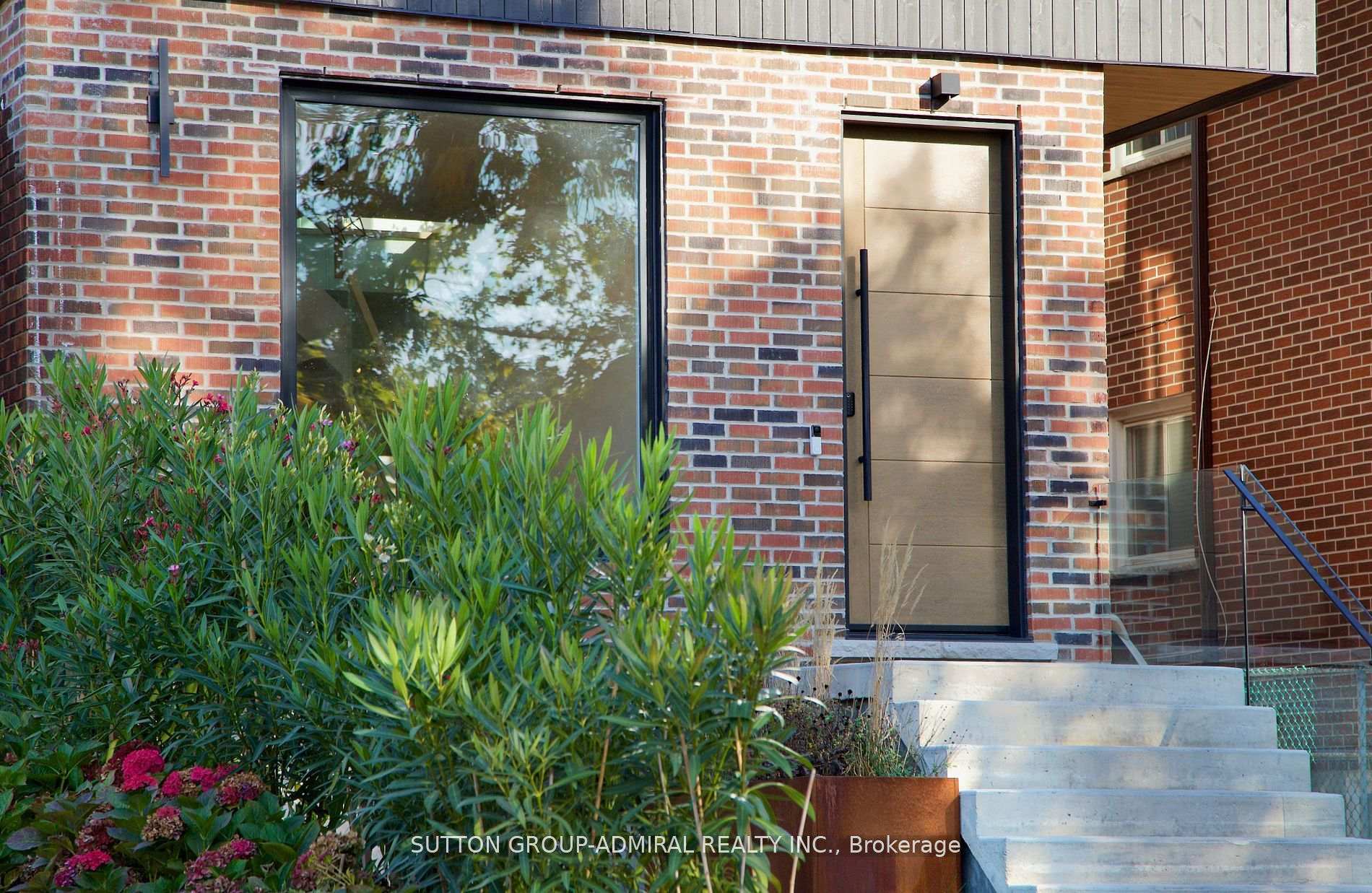 Photo 5 of 217 Robina Avenue, Toronto, Oakwood Village — HOMEH