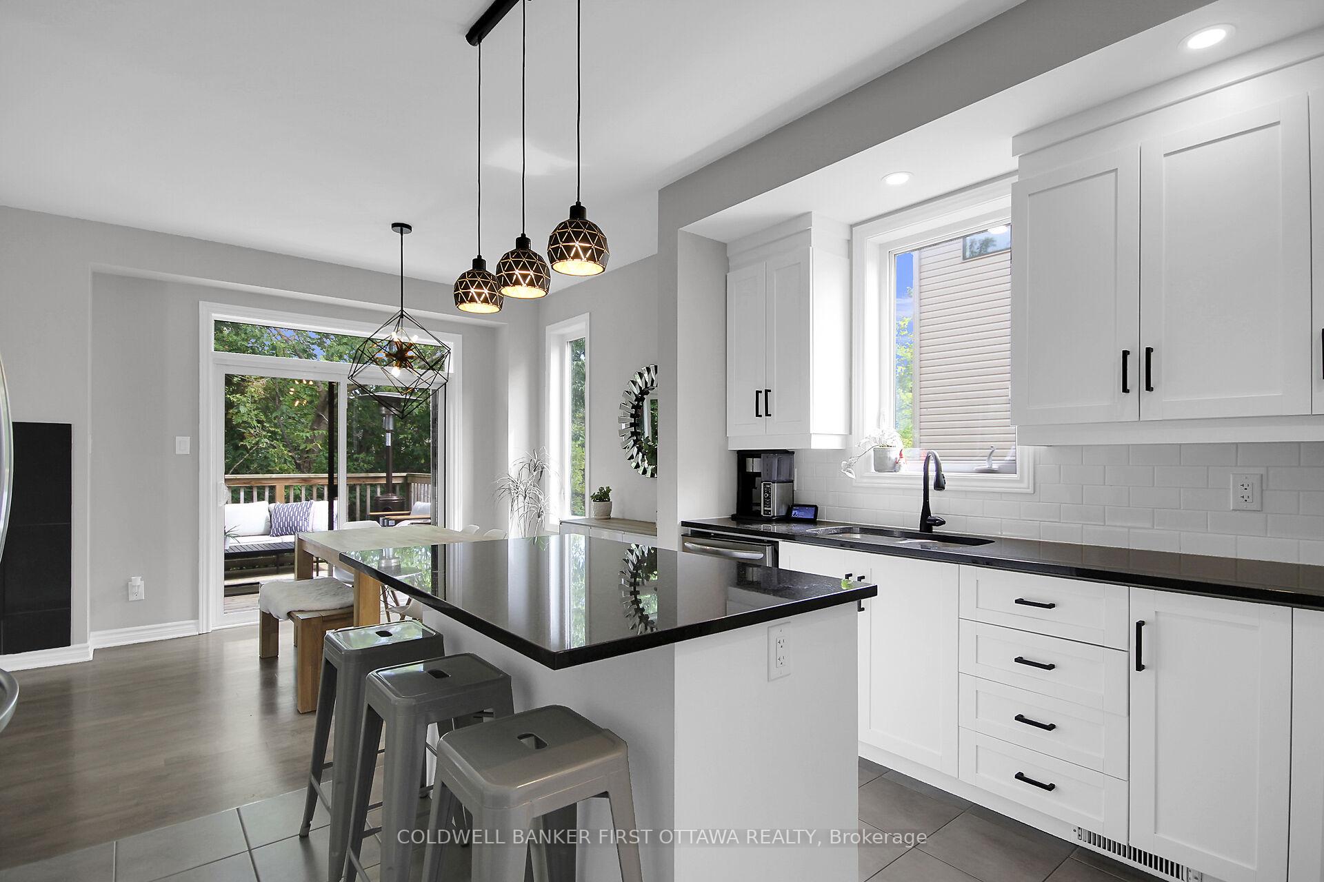 Photo 6 of 171 Loreka Court, Ottawa, Stittsville (North) — HOMEH