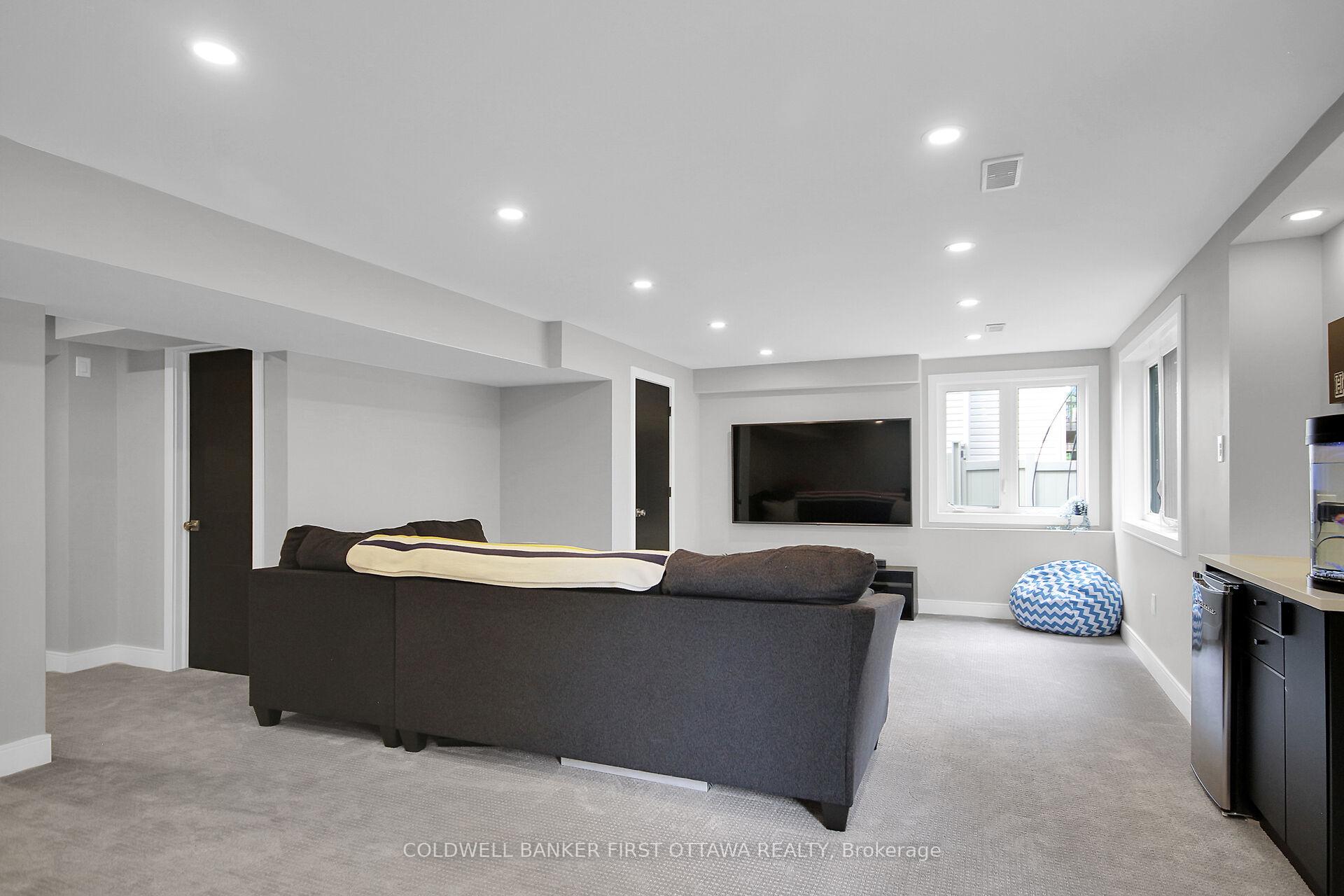 Photo 24 of 171 Loreka Court, Ottawa, Stittsville (North) — HOMEH