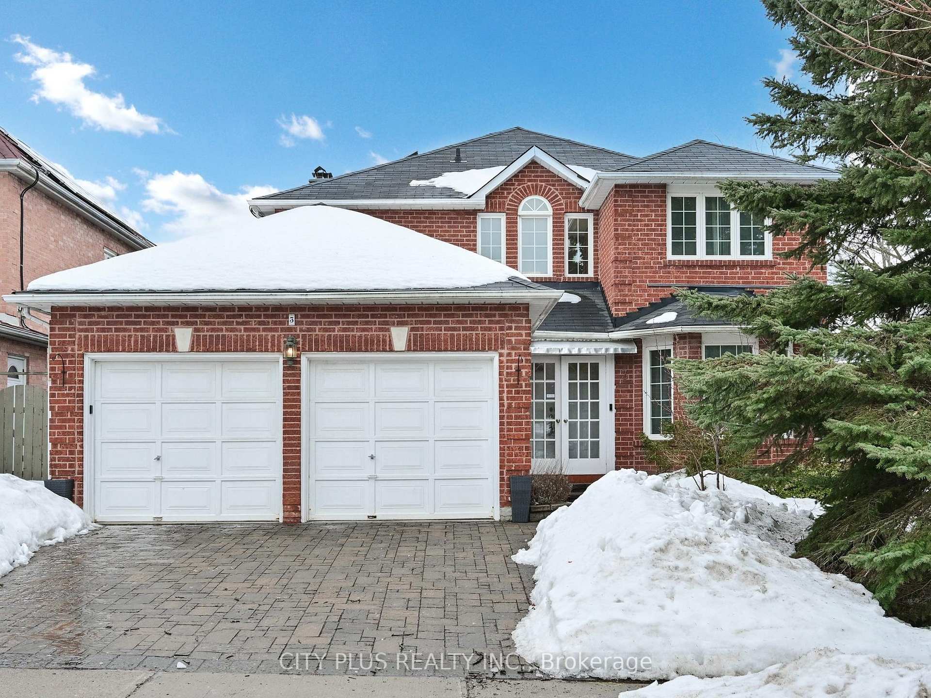 Photo 1 of 3 Millbrook Gate, Markham, Buttonville — HOMEH