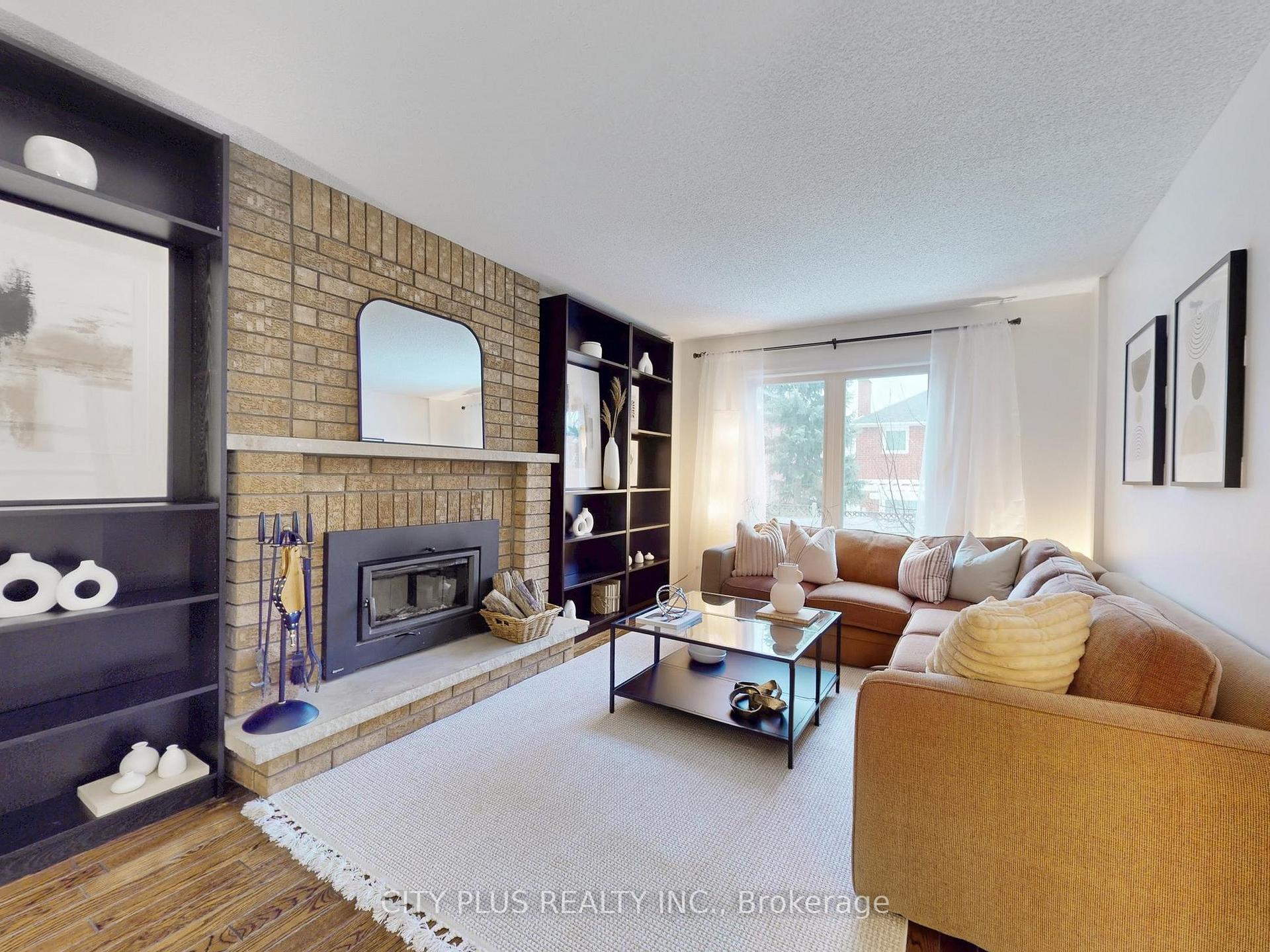 Photo 12 of 3 Millbrook Gate, Markham, Buttonville — HOMEH