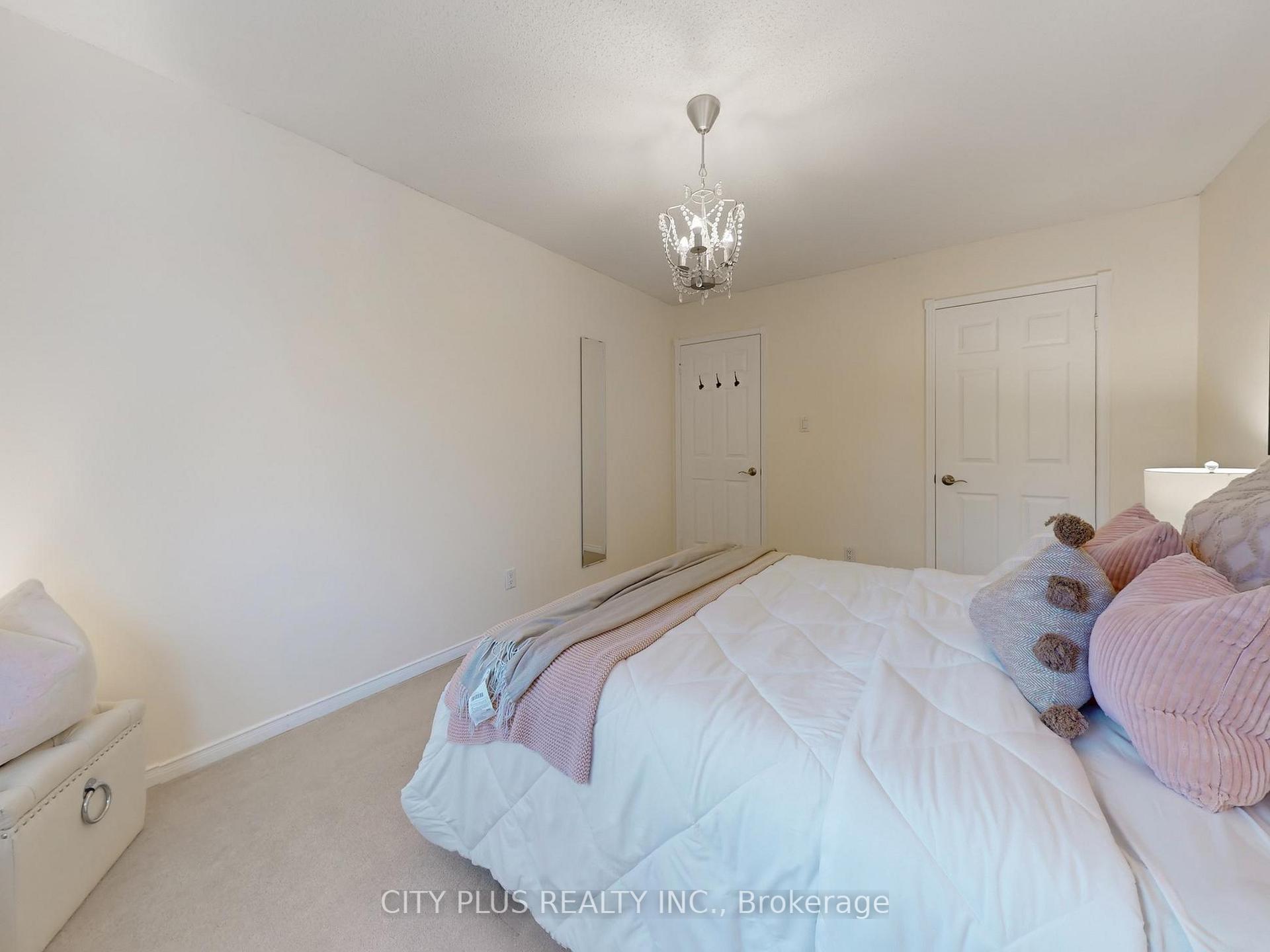 Photo 21 of 3 Millbrook Gate, Markham, Buttonville — HOMEH