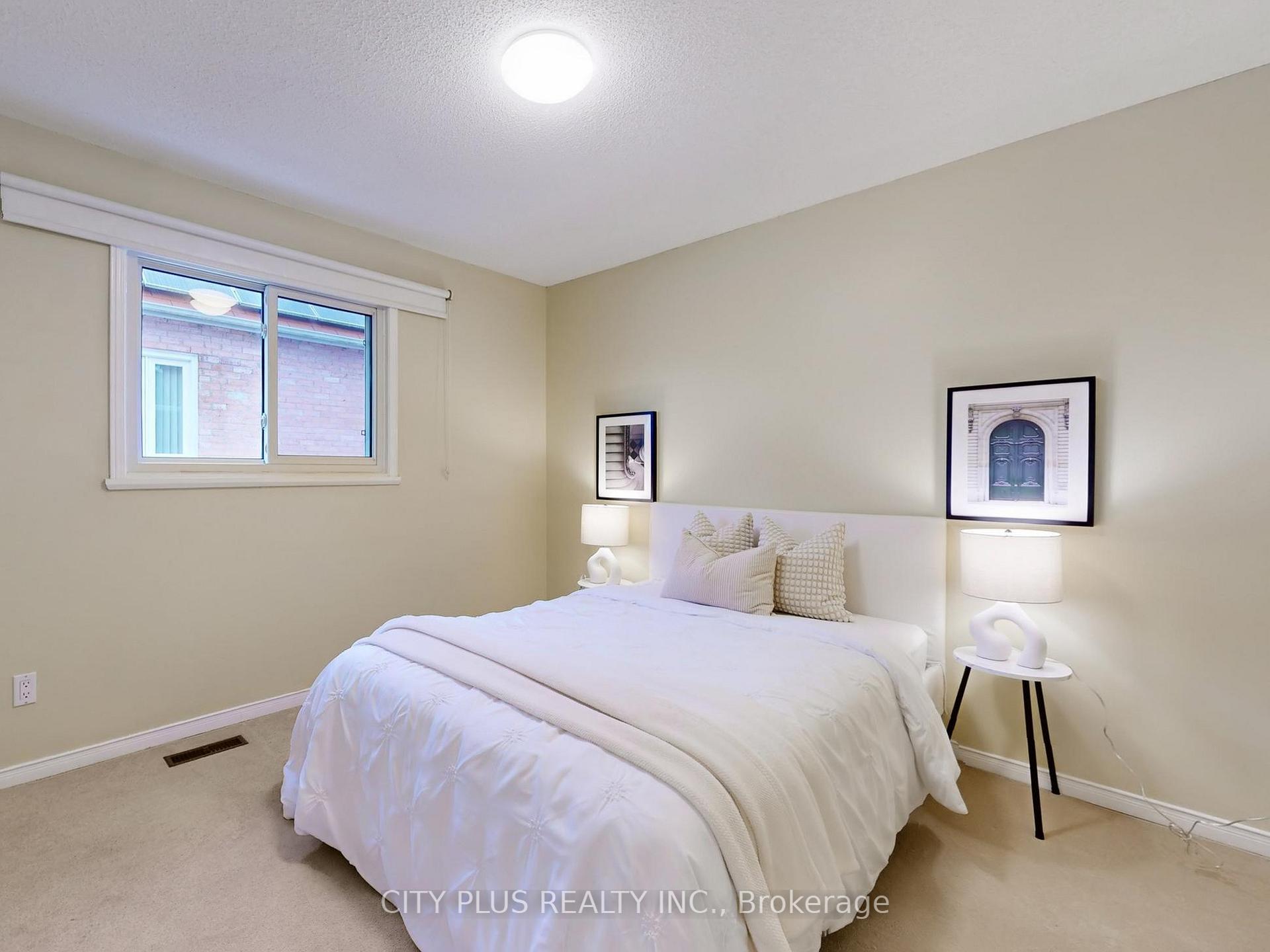 Photo 24 of 3 Millbrook Gate, Markham, Buttonville — HOMEH