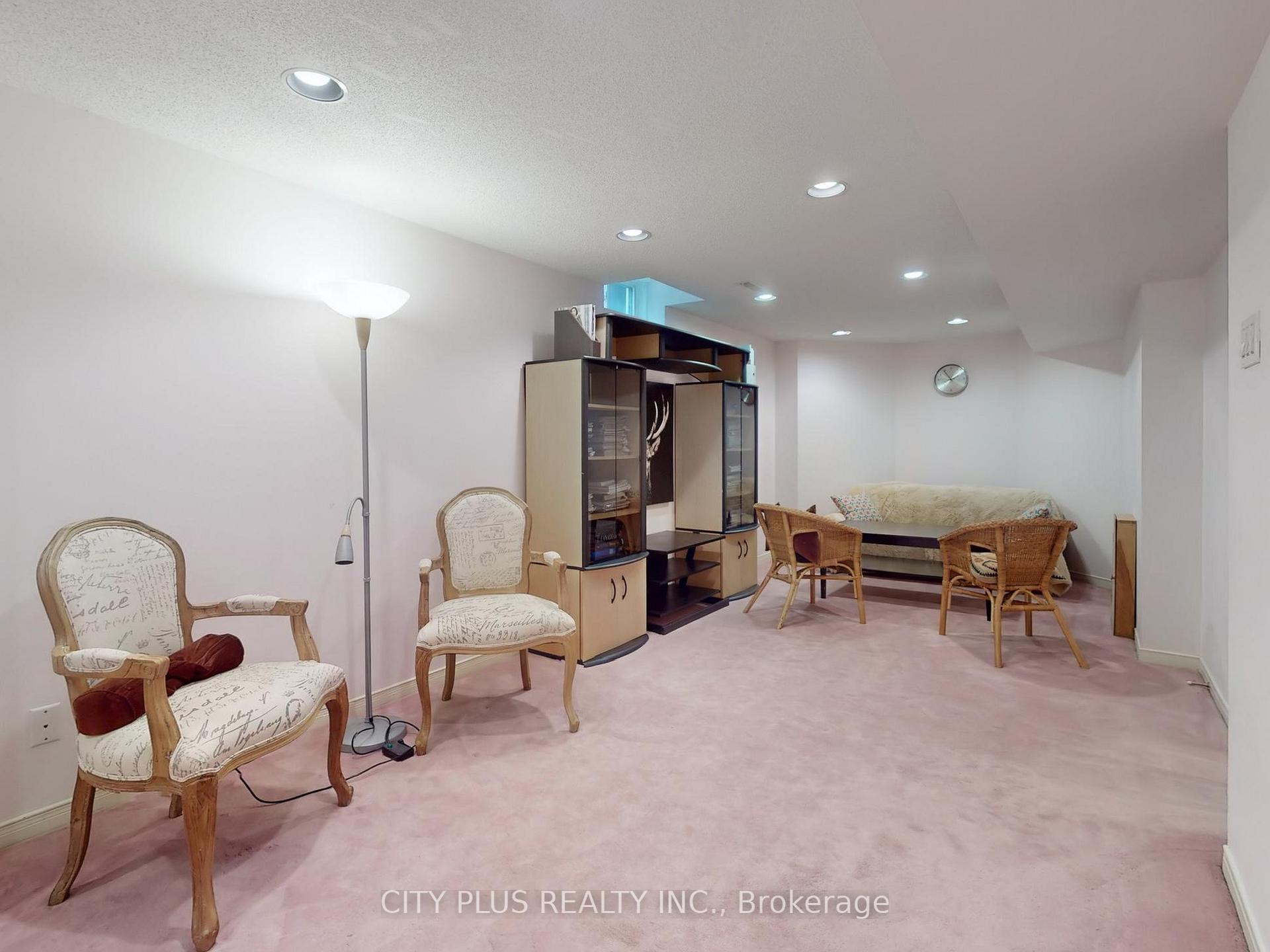 Photo 29 of 3 Millbrook Gate, Markham, Buttonville — HOMEH