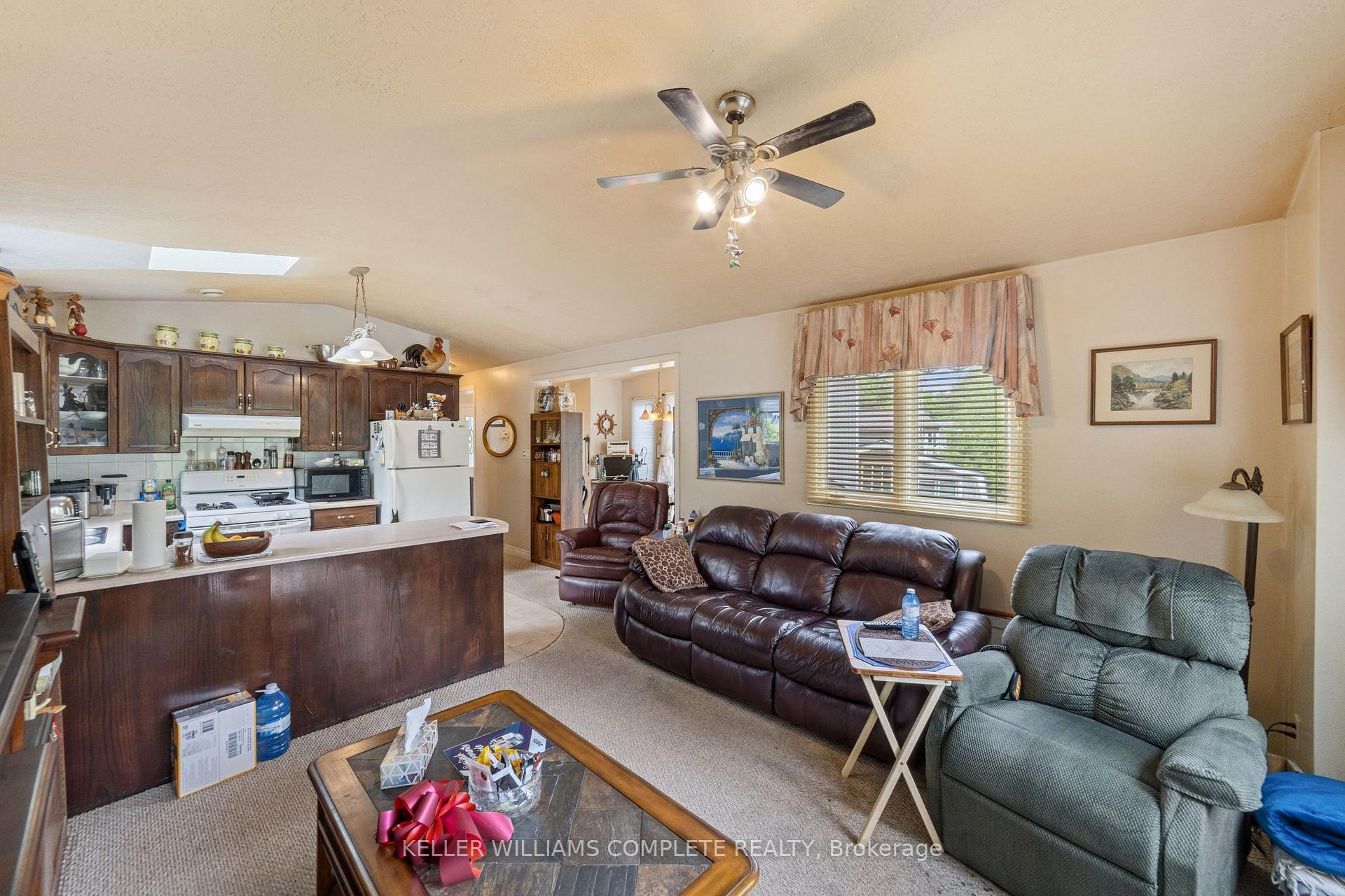 Photo 14 of 16 Pine Road, Puslinch, Rural Puslinch East — HOMEH