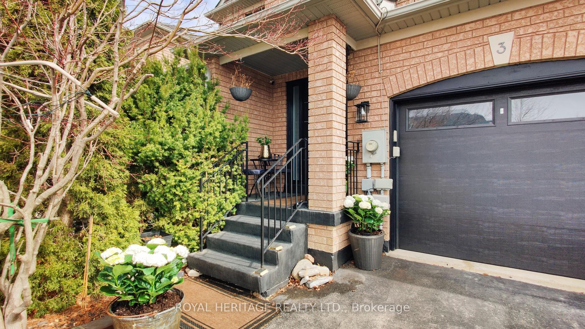 Photo 4 of 3 Frank Johnston Road, Caledon, Bolton West — HOMEH