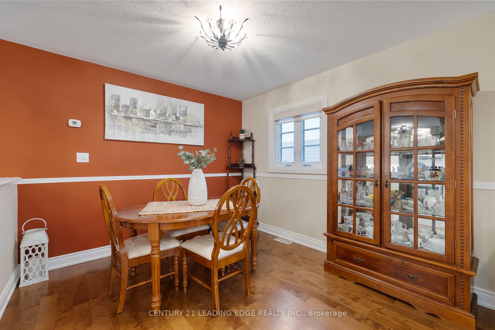 Photo 20 of 37 Steamer Drive, Whitby, Port Whitby — HOMEH