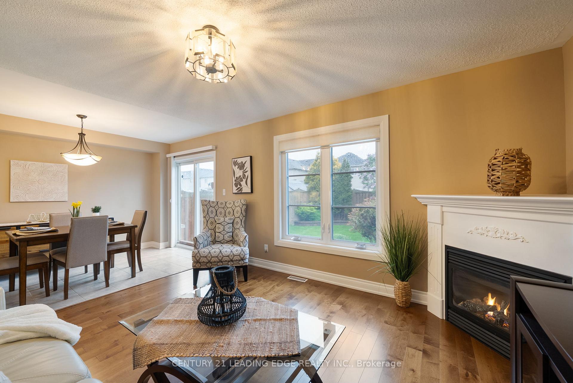 Photo 21 of 37 Steamer Drive, Whitby, Port Whitby — HOMEH
