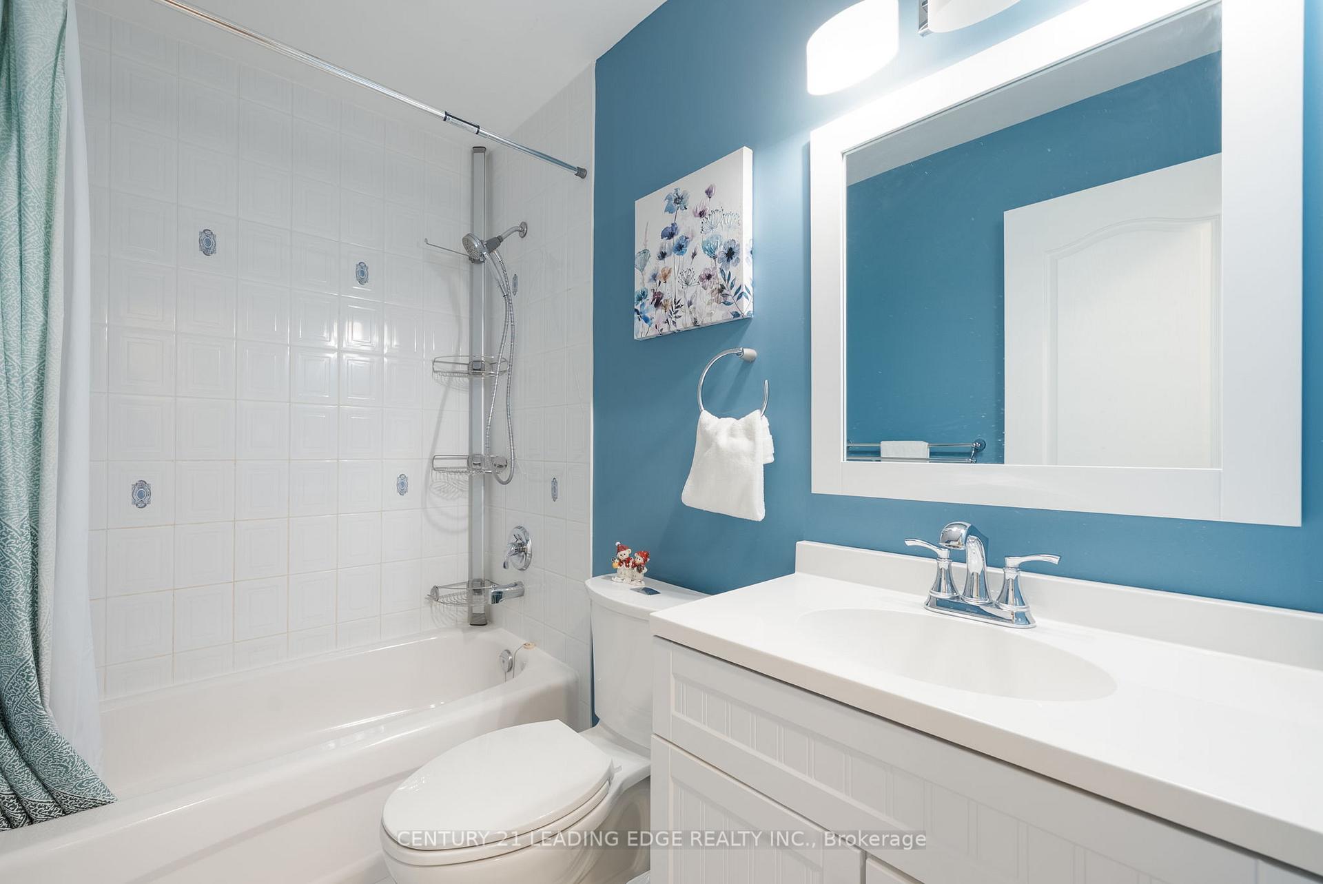 Photo 19 of 37 Steamer Drive, Whitby, Port Whitby — HOMEH