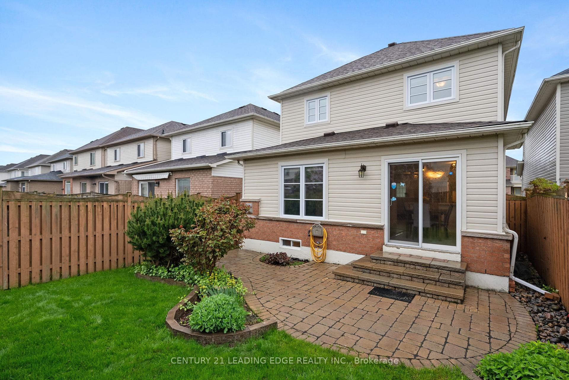 Photo 37 of 37 Steamer Drive, Whitby, Port Whitby — HOMEH