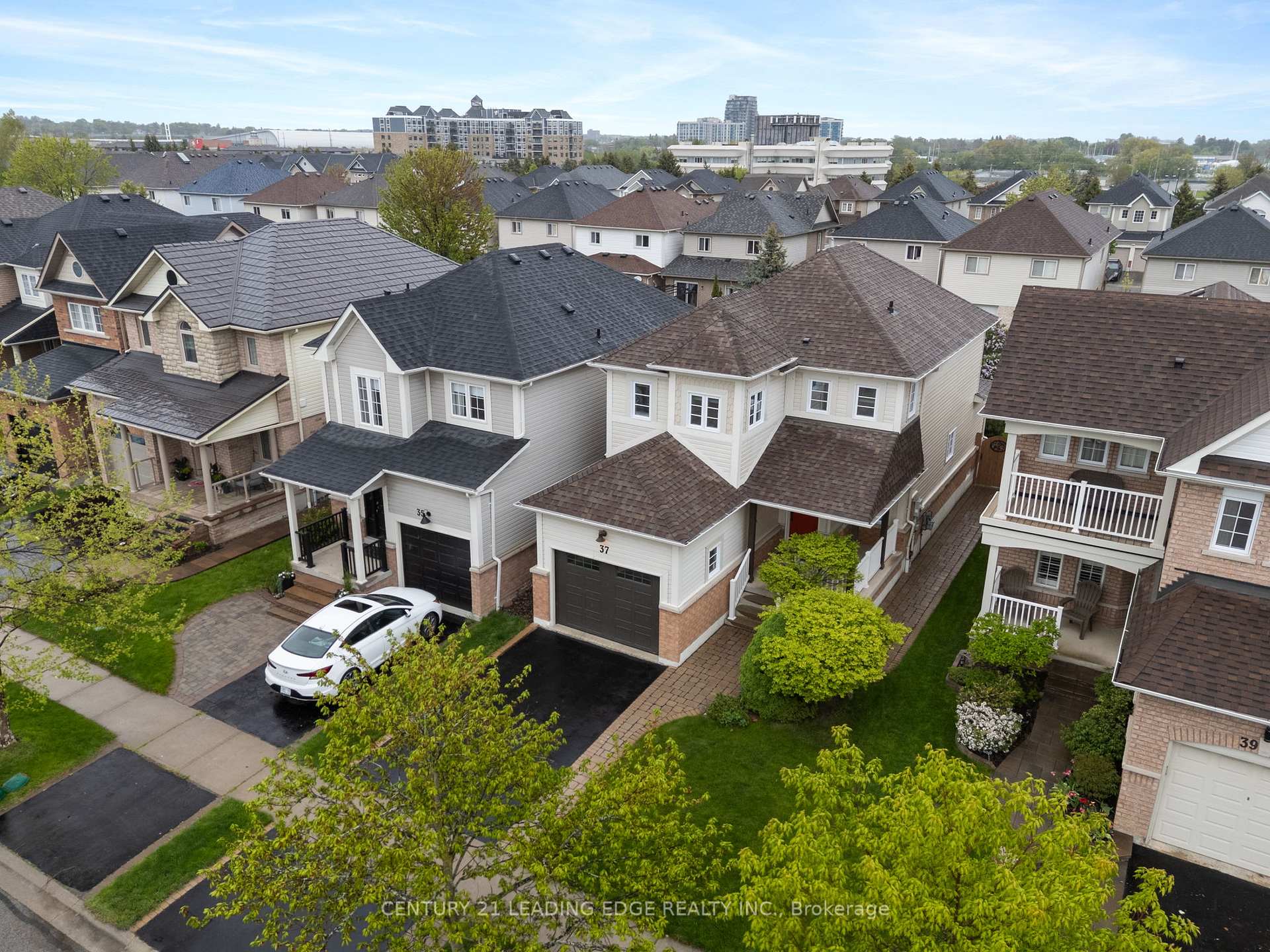 Photo 41 of 37 Steamer Drive, Whitby, Port Whitby — HOMEH
