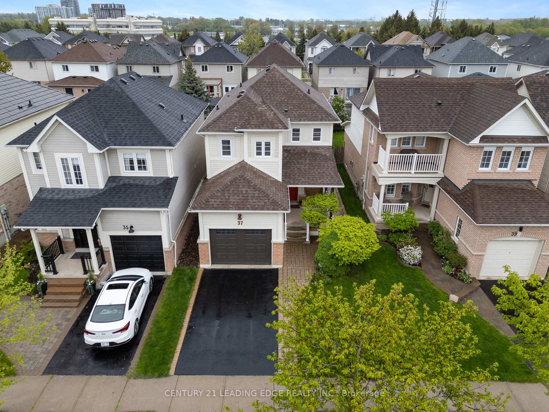 Photo 42 of 37 Steamer Drive, Whitby, Port Whitby — HOMEH