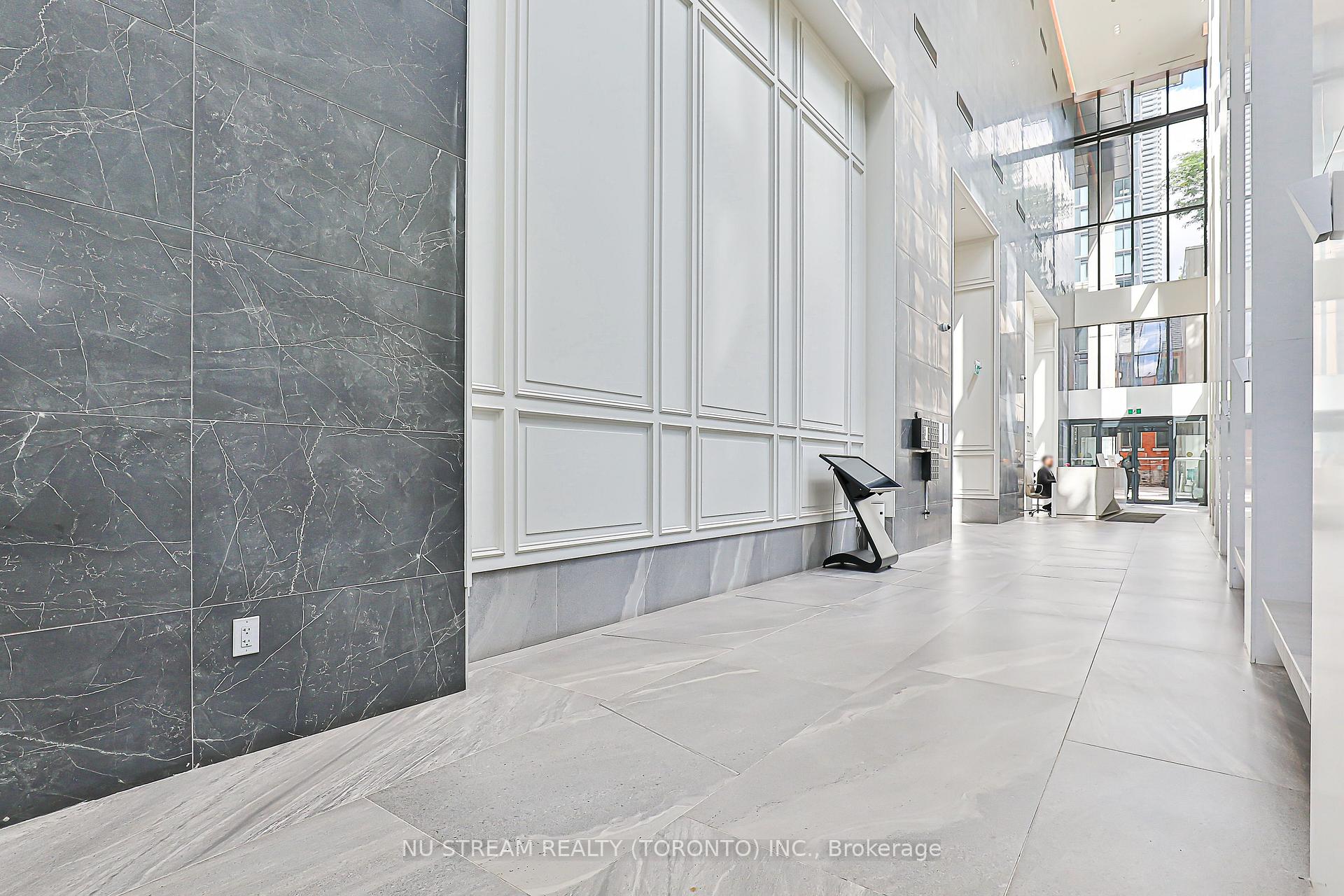 Photo 6 of Unit 4202, 3 Gloucester Street, Toronto, Church-Yonge Corridor — HOMEH