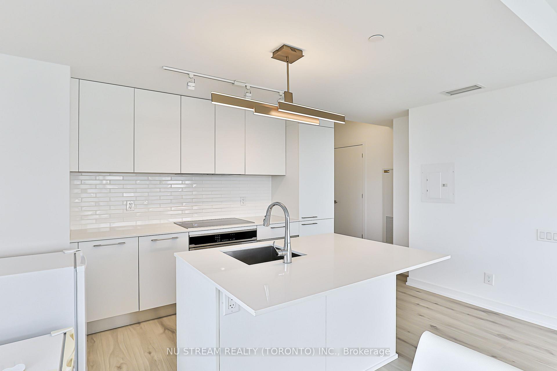 Photo 2 of Unit 4202, 3 Gloucester Street, Toronto, Church-Yonge Corridor — HOMEH