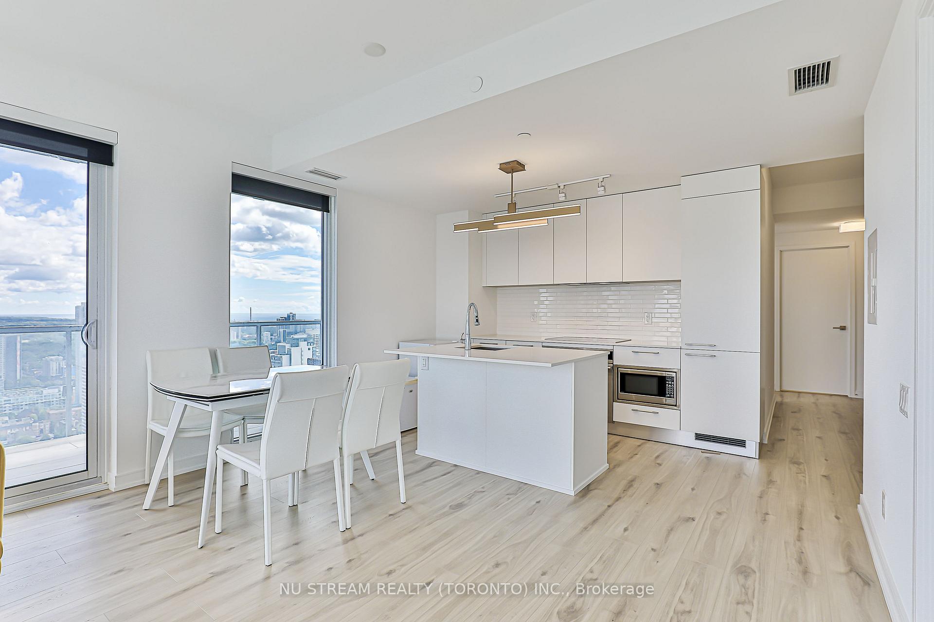 Photo 41 of Unit 4202, 3 Gloucester Street, Toronto, Church-Yonge Corridor — HOMEH