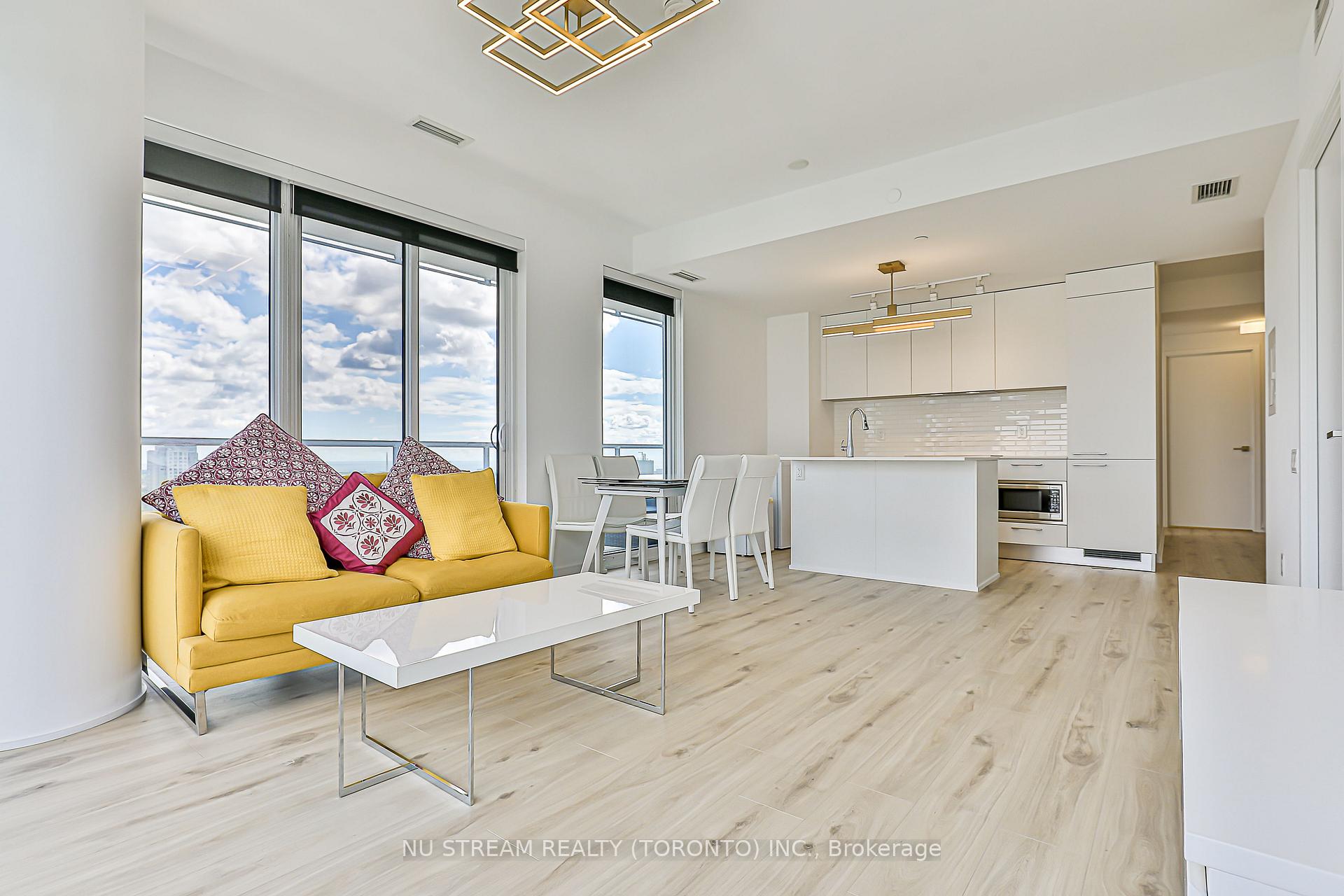 Photo 16 of Unit 4202, 3 Gloucester Street, Toronto, Church-Yonge Corridor — HOMEH