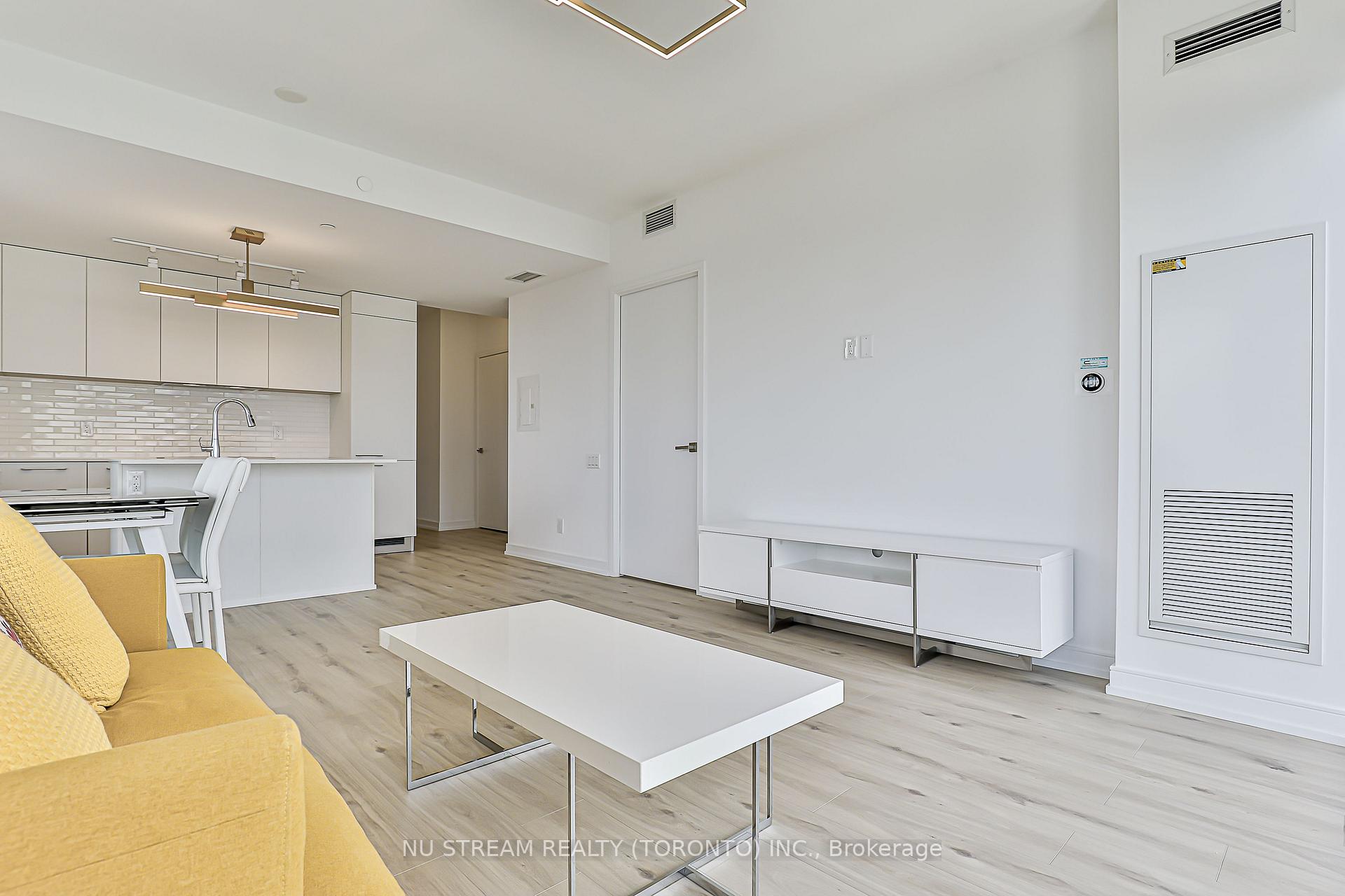 Photo 3 of Unit 4202, 3 Gloucester Street, Toronto, Church-Yonge Corridor — HOMEH