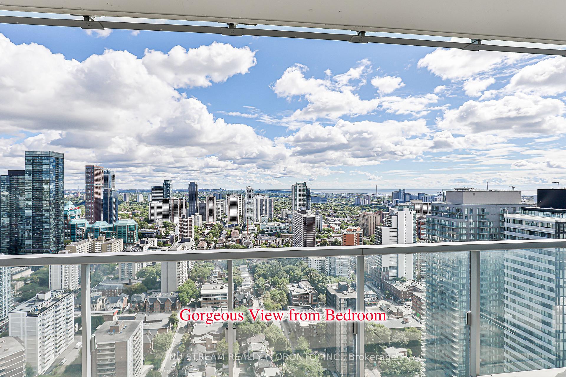 Photo 10 of Unit 4202, 3 Gloucester Street, Toronto, Church-Yonge Corridor — HOMEH