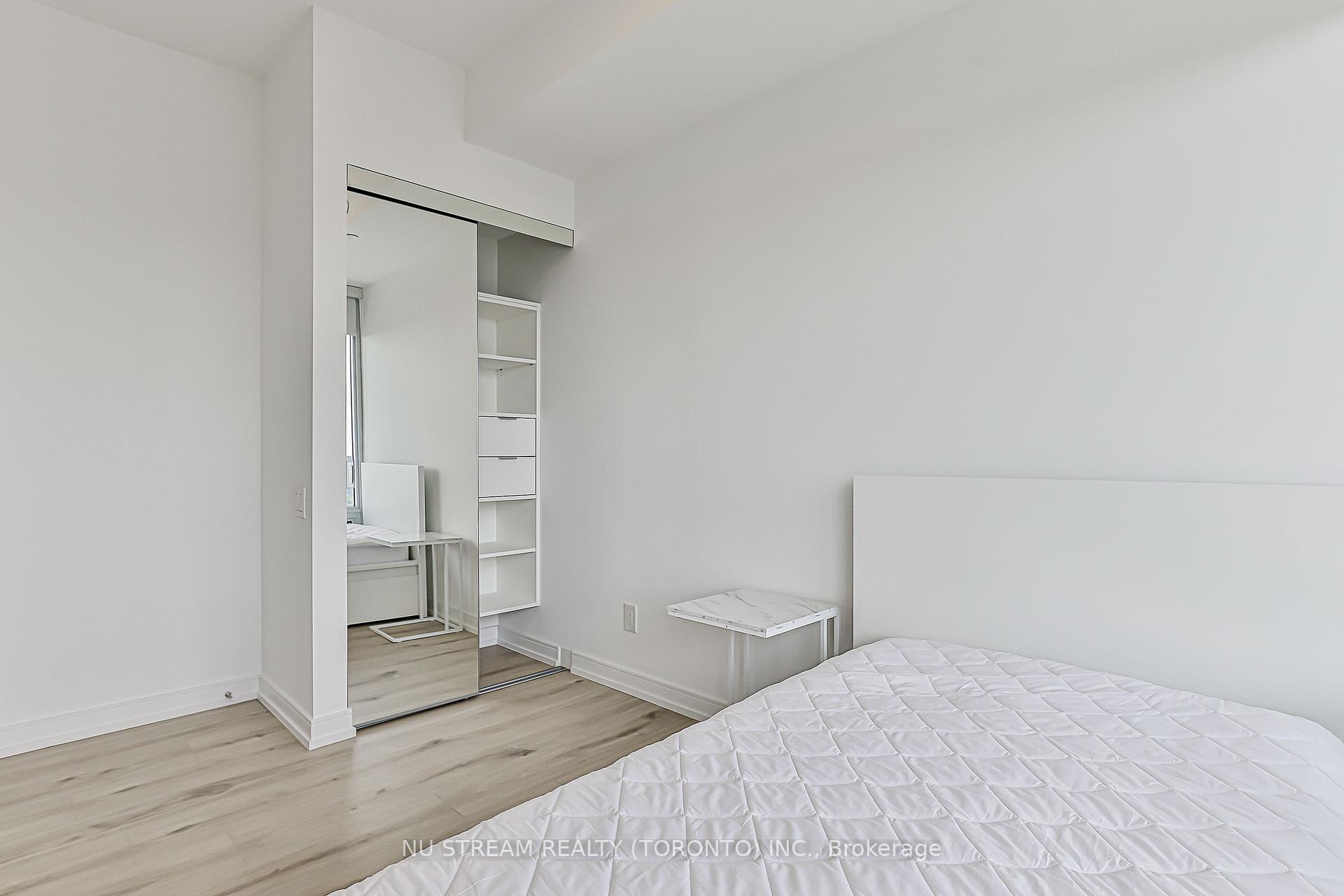 Photo 25 of Unit 4202, 3 Gloucester Street, Toronto, Church-Yonge Corridor — HOMEH