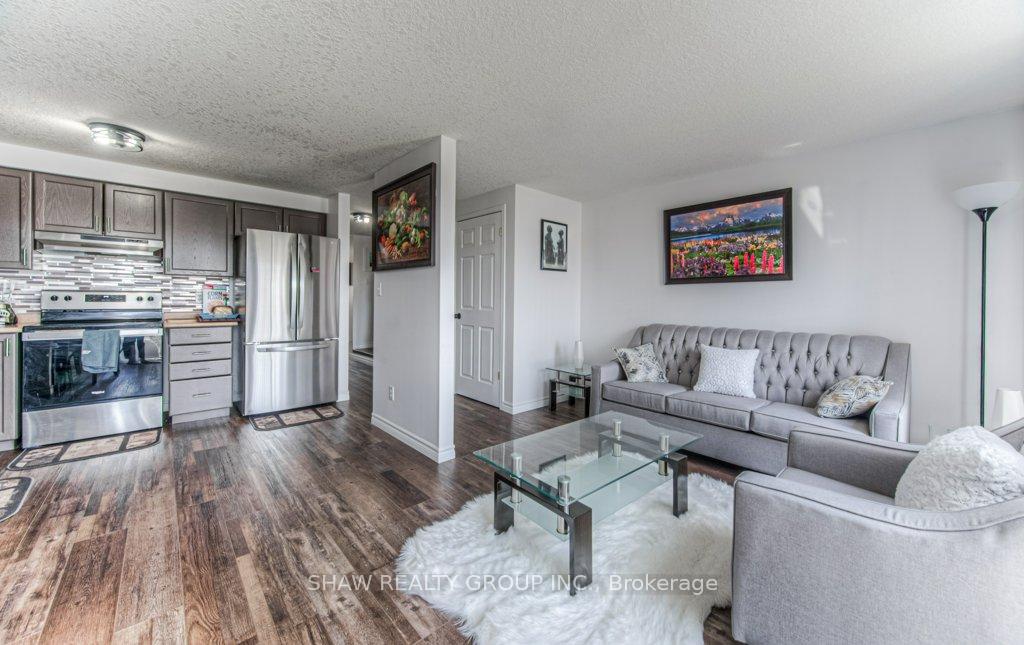Photo 8 of 218 Red Clover Court, Kitchener — HOMEH