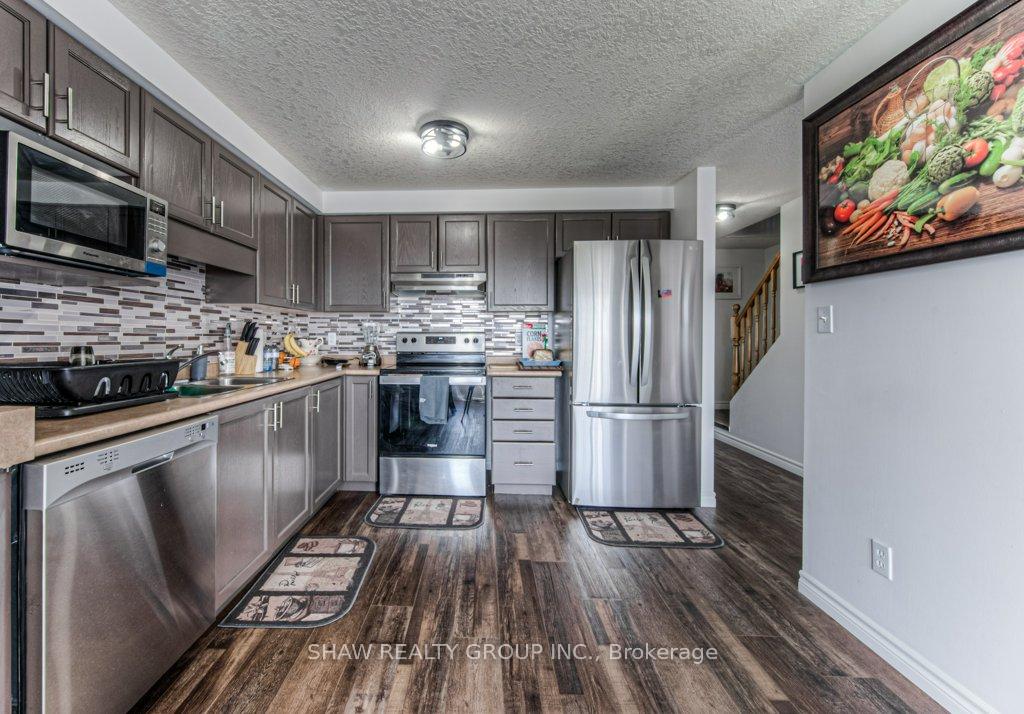 Photo 28 of 218 Red Clover Court, Kitchener — HOMEH