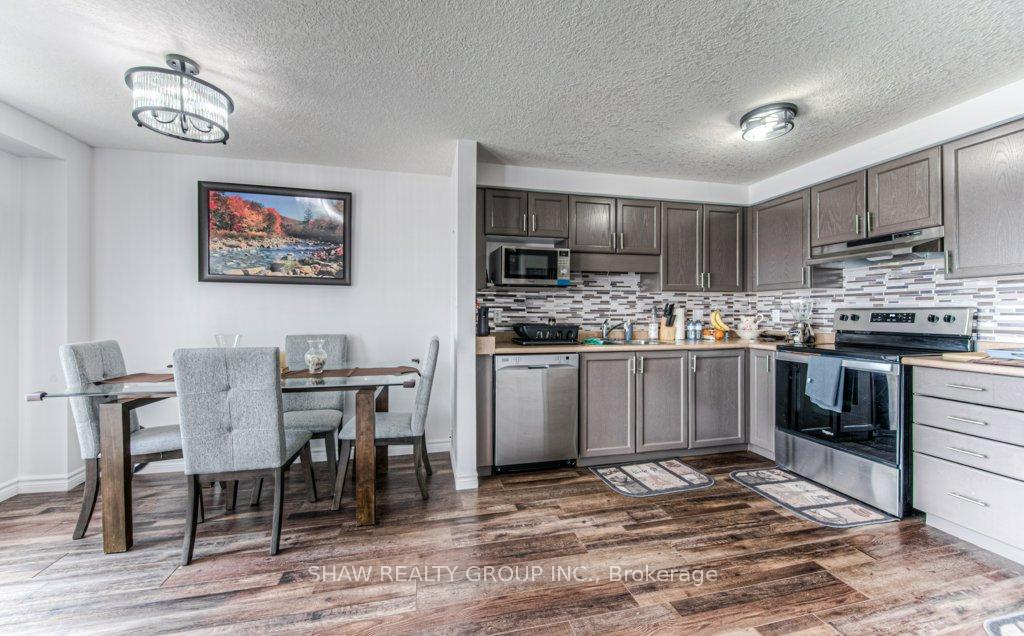 Photo 15 of 218 Red Clover Court, Kitchener — HOMEH