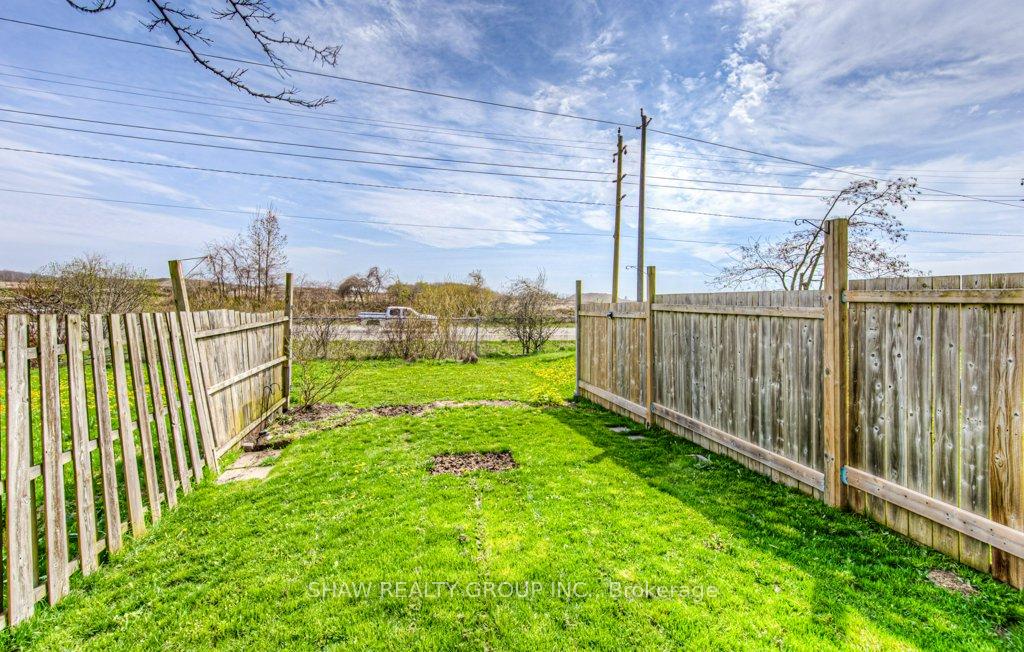 Photo 19 of 218 Red Clover Court, Kitchener — HOMEH