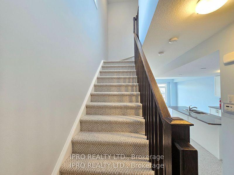 Photo 5 of Unit 9, 77 Diana Avenue, Brantford — HOMEH