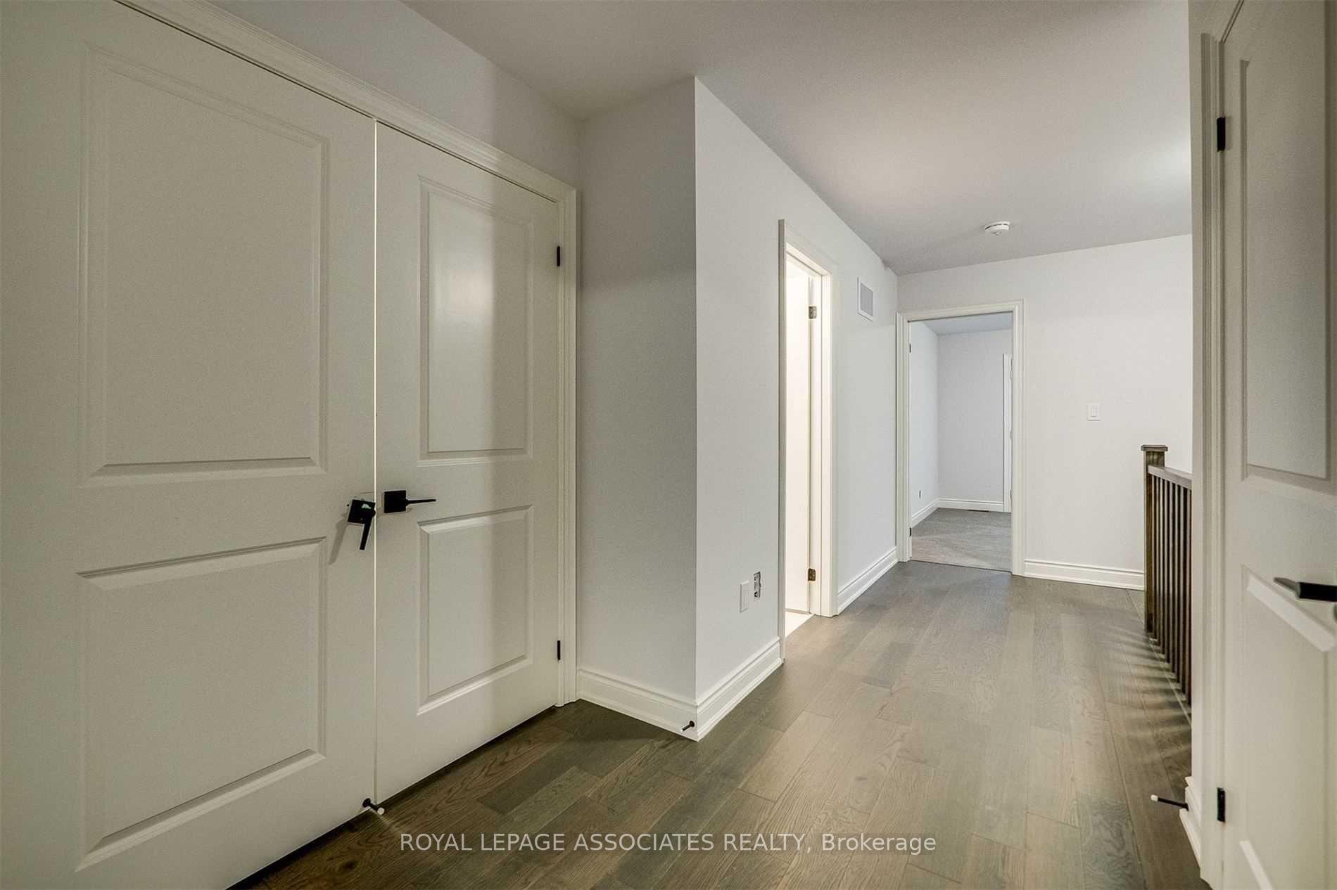 Photo 22 of 16 Ballinger Way, Uxbridge — HOMEH