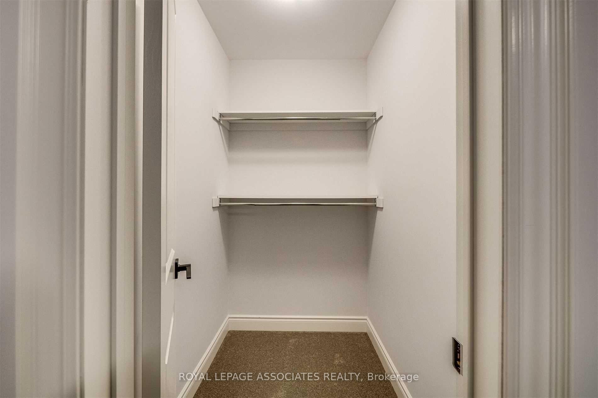 Photo 24 of 16 Ballinger Way, Uxbridge — HOMEH