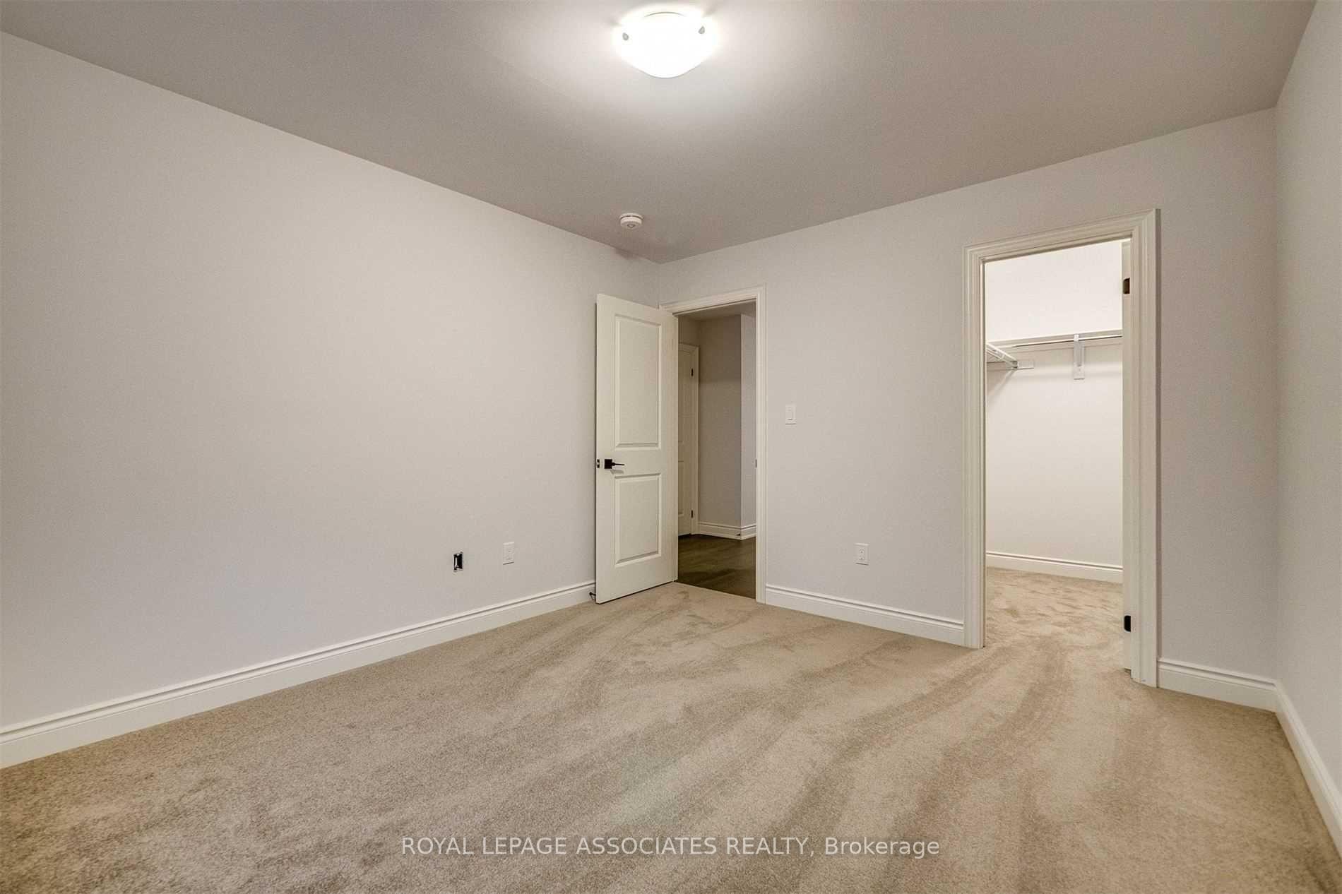 Photo 26 of 16 Ballinger Way, Uxbridge — HOMEH