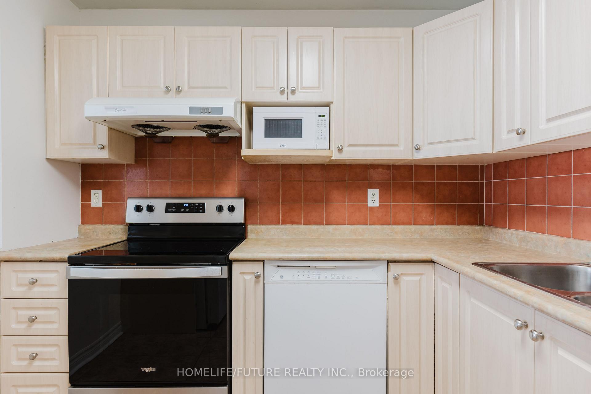 Photo 22 of 58 Sibley Avenue, Toronto, Crescent Town — HOMEH